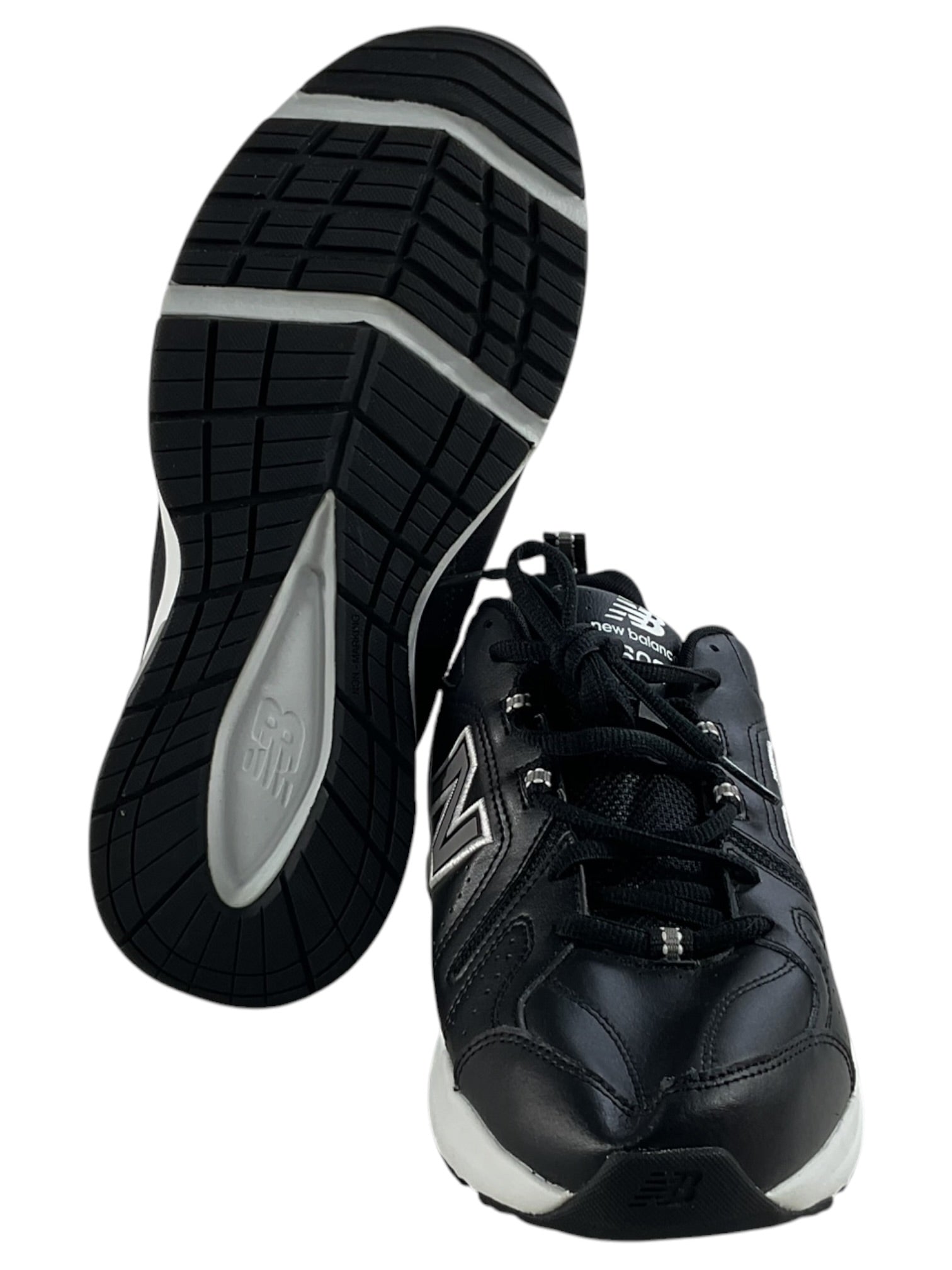 Tenis 9 (New Balance)
