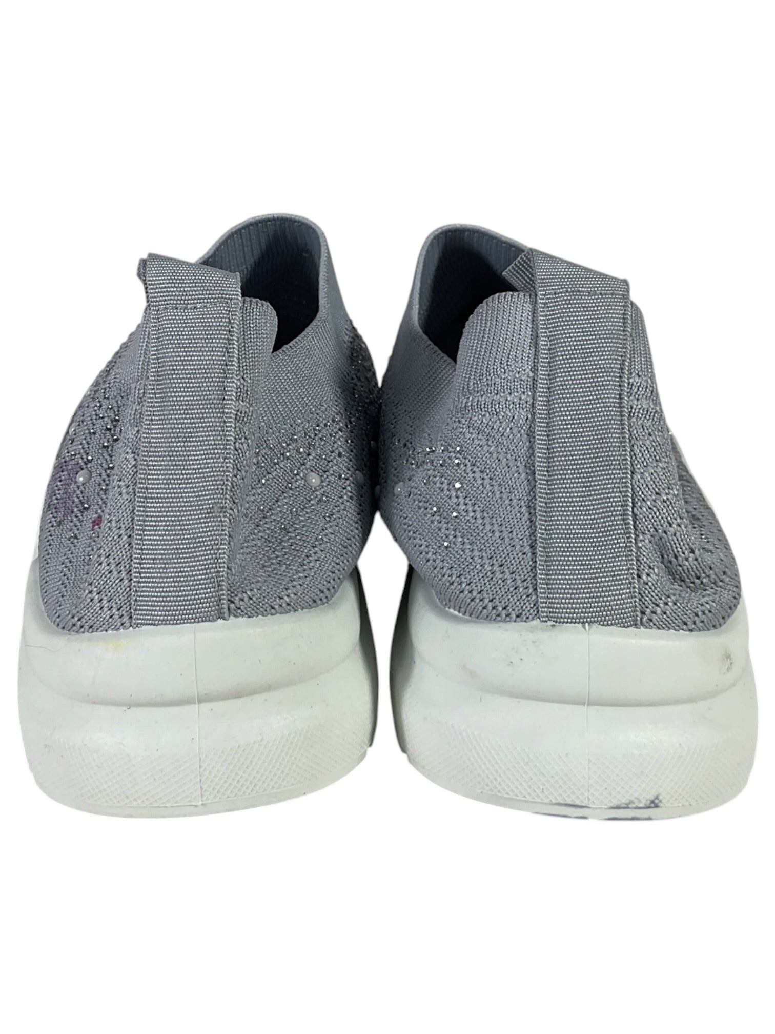 Tenis 7.5
