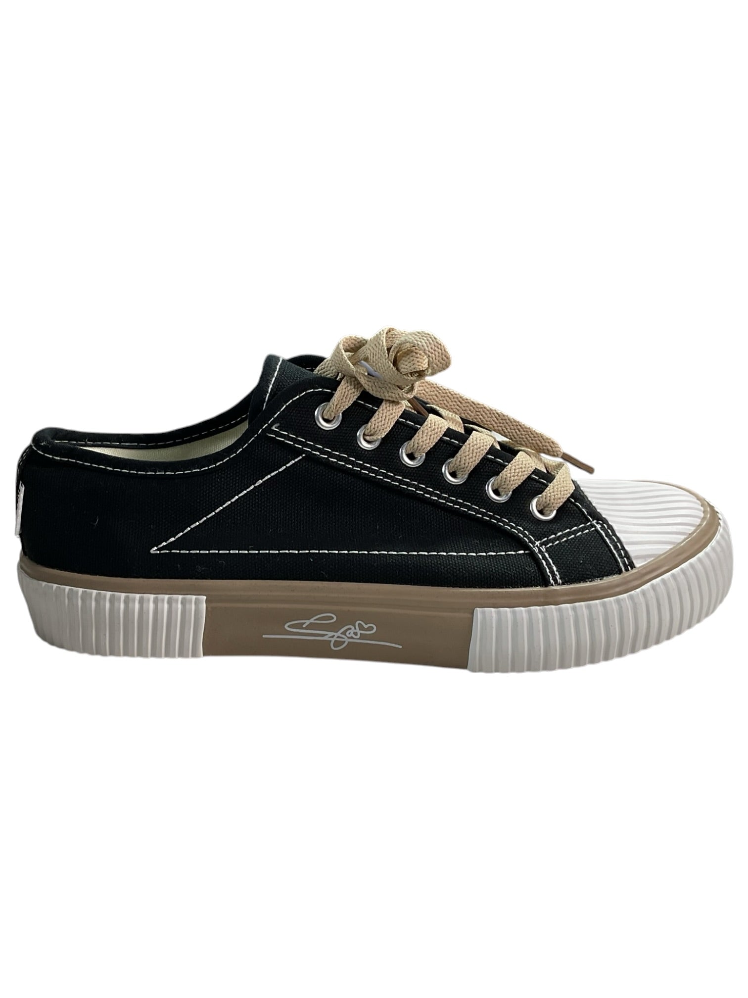 Tenis 8