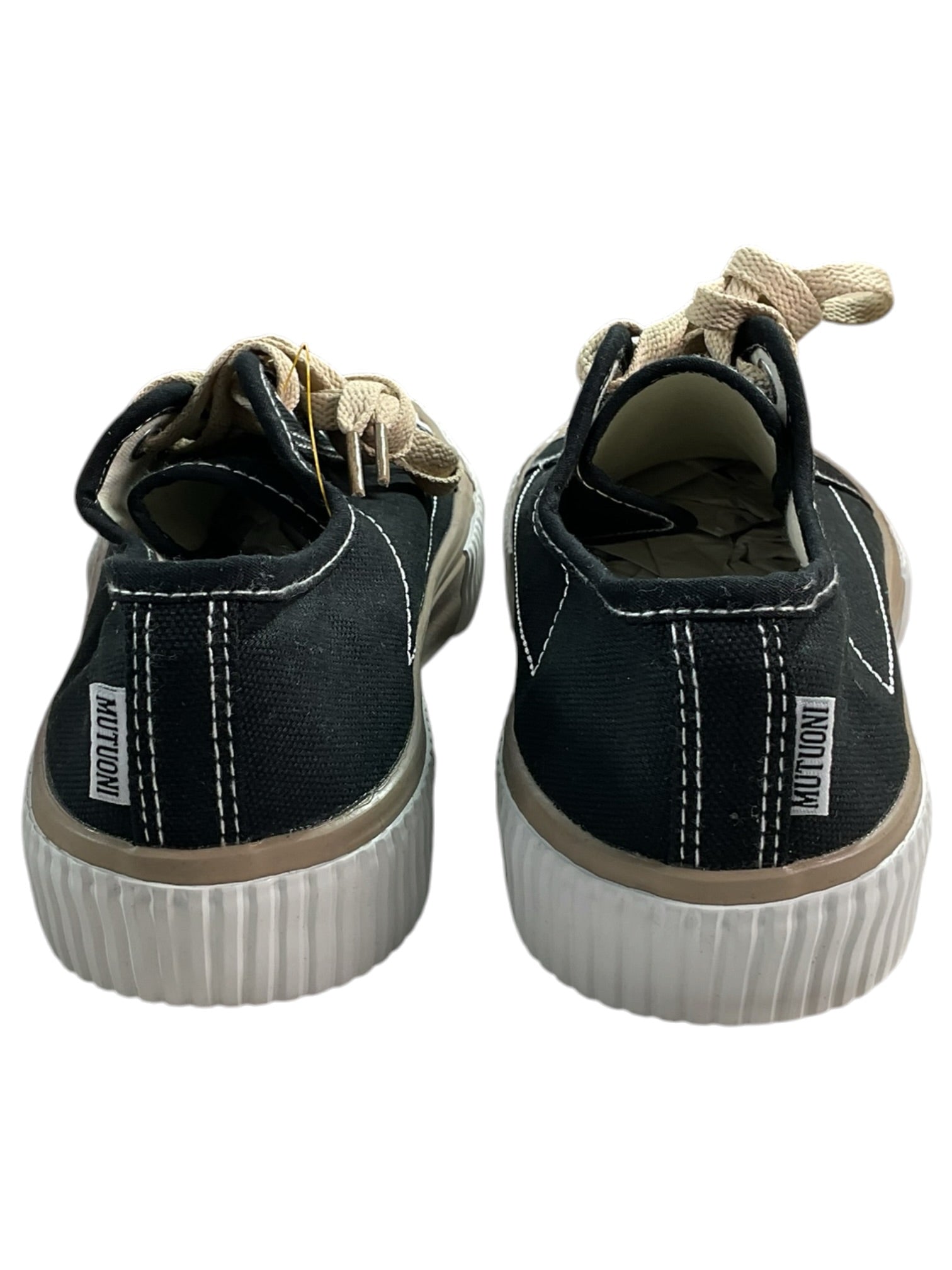 Tenis 8