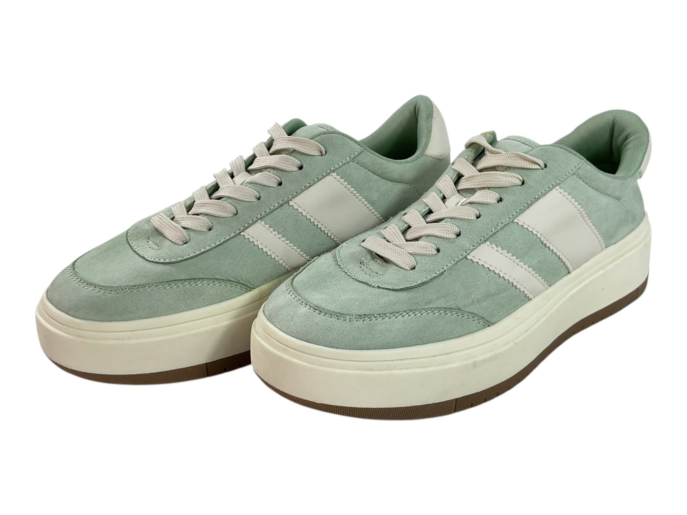 Tenis 8
