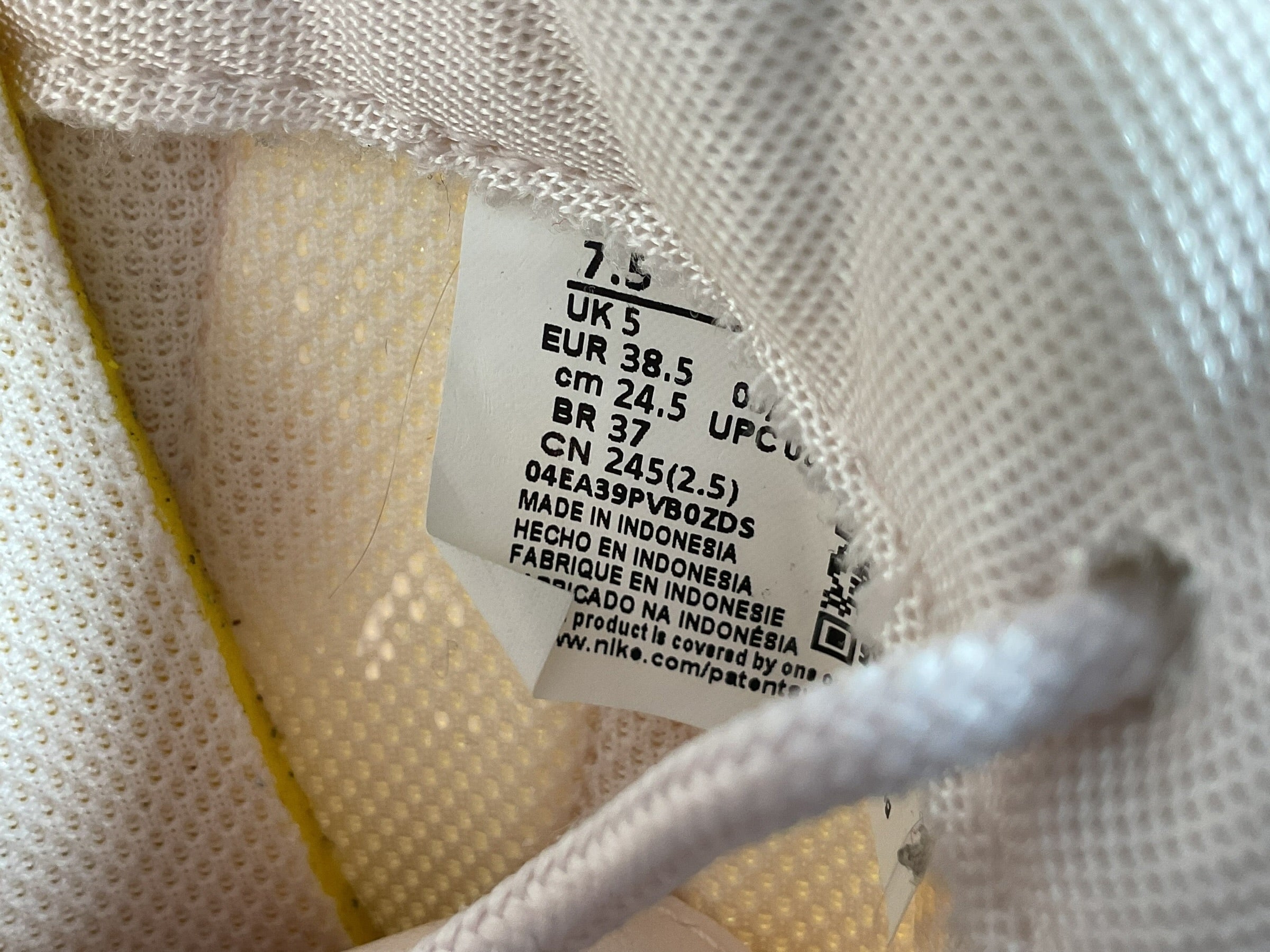 Tenis 7.5 (Nike)
