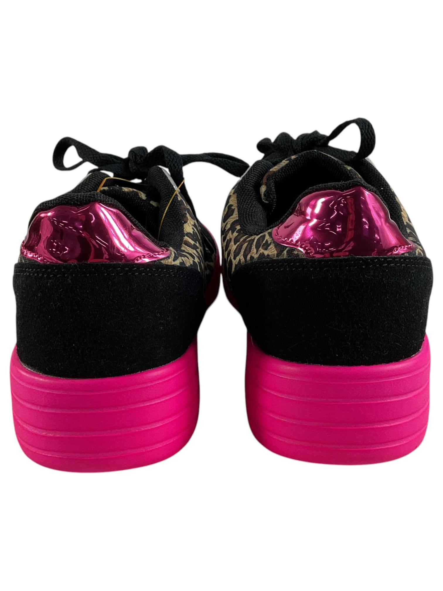 Tenis 8.5