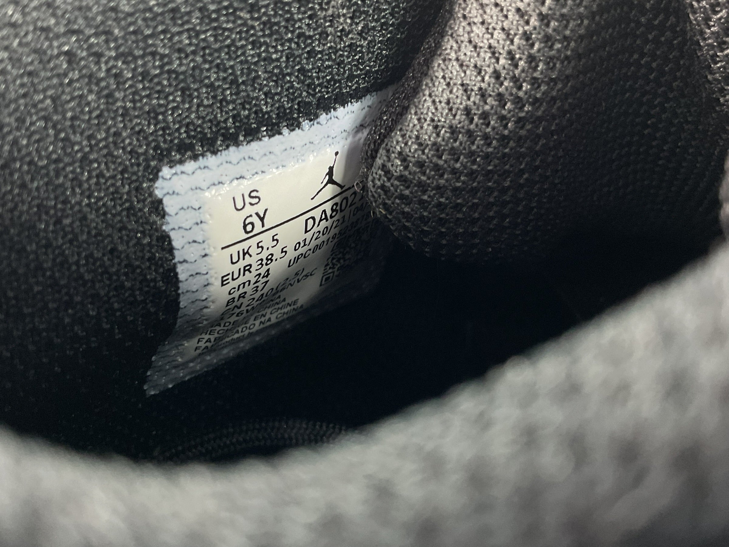 Tenis 6 (Jordan)
