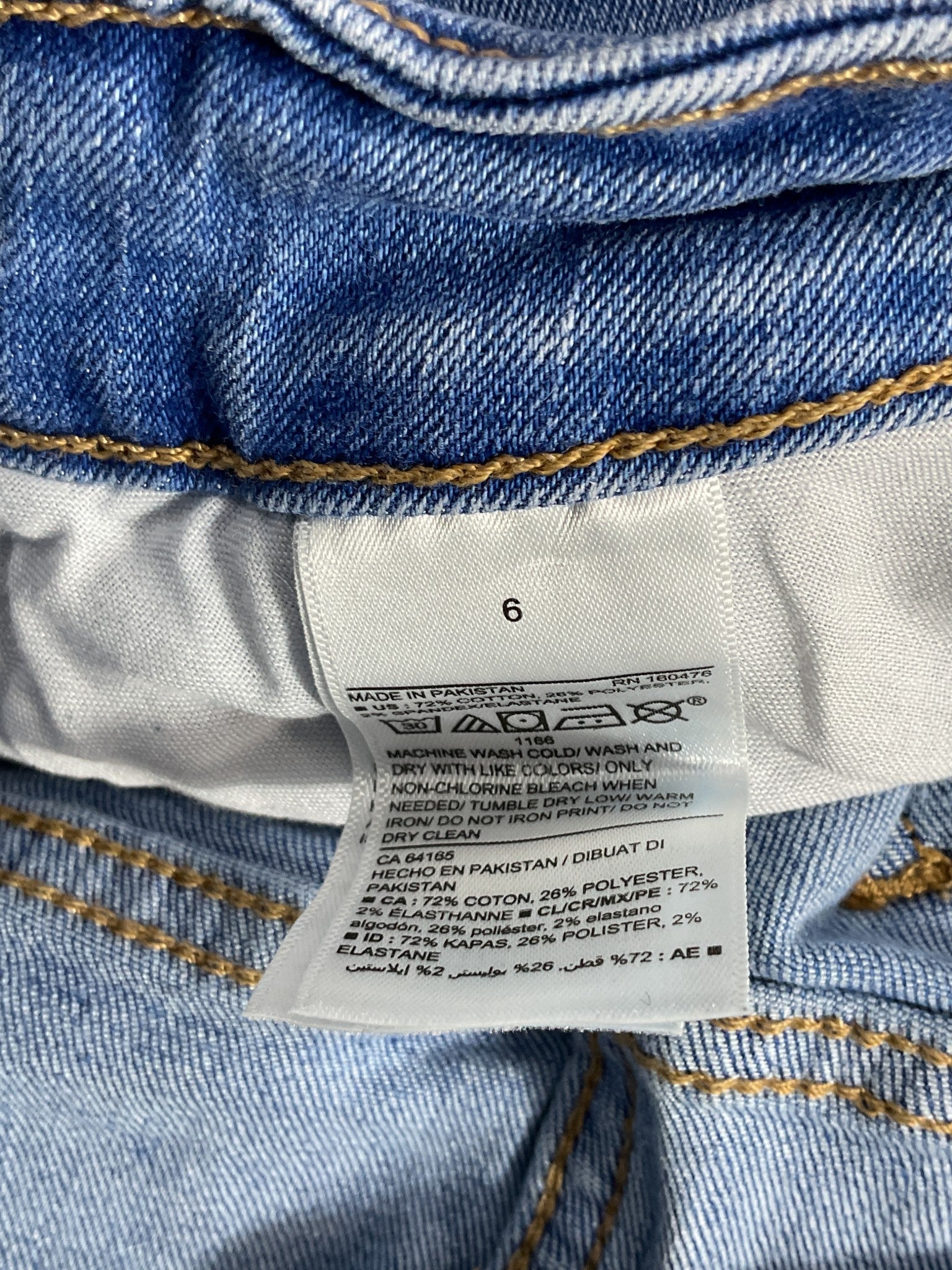 Jean 6 (Old Navy)