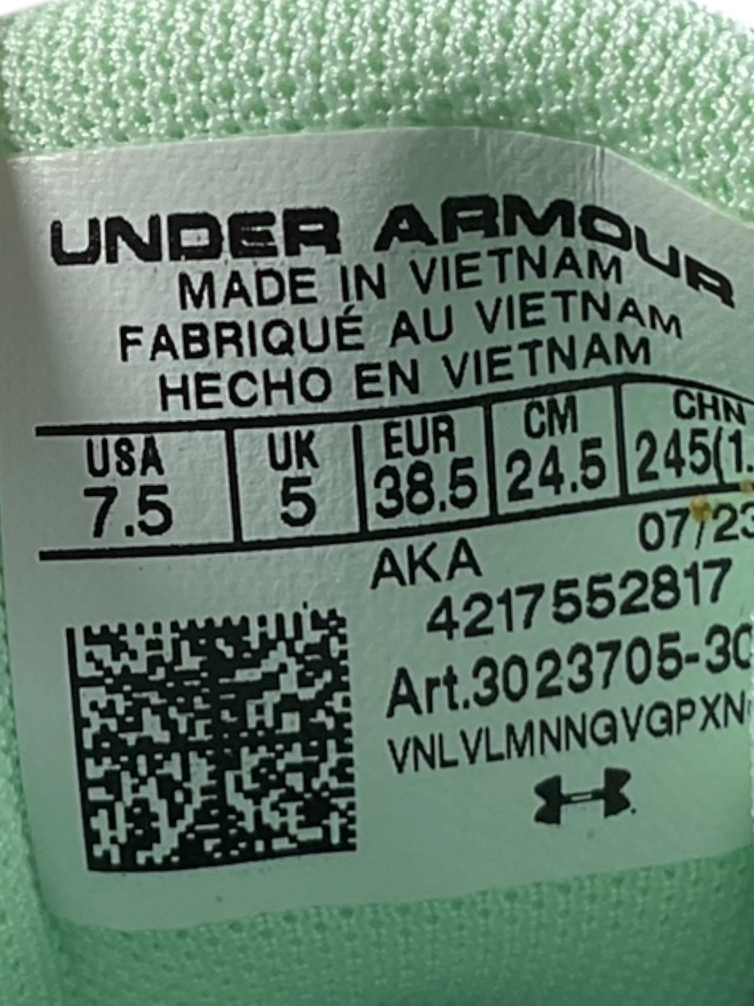 Tenis 7.5 (Under Armour)