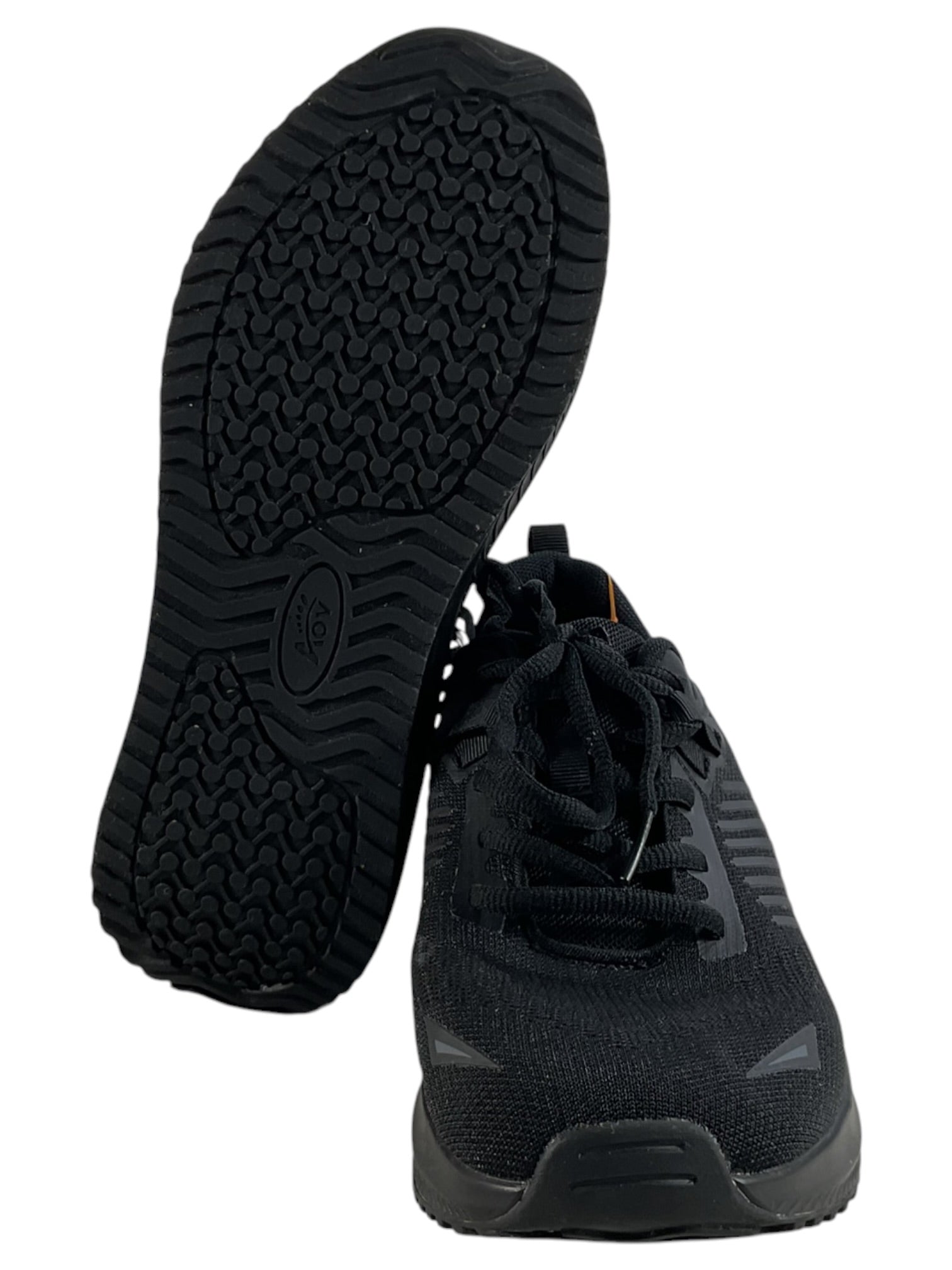 Tenis 7.5