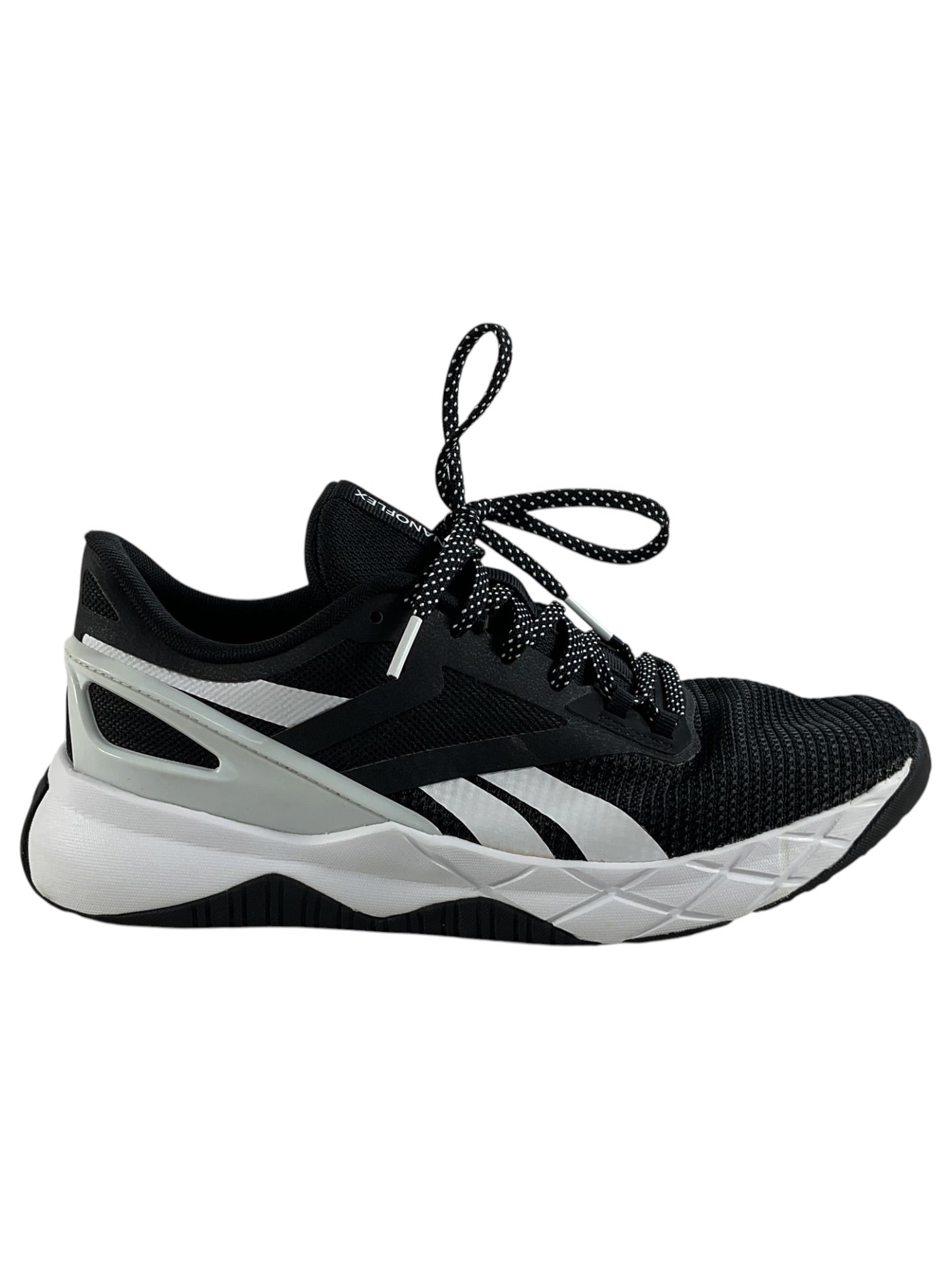 Tenis 8