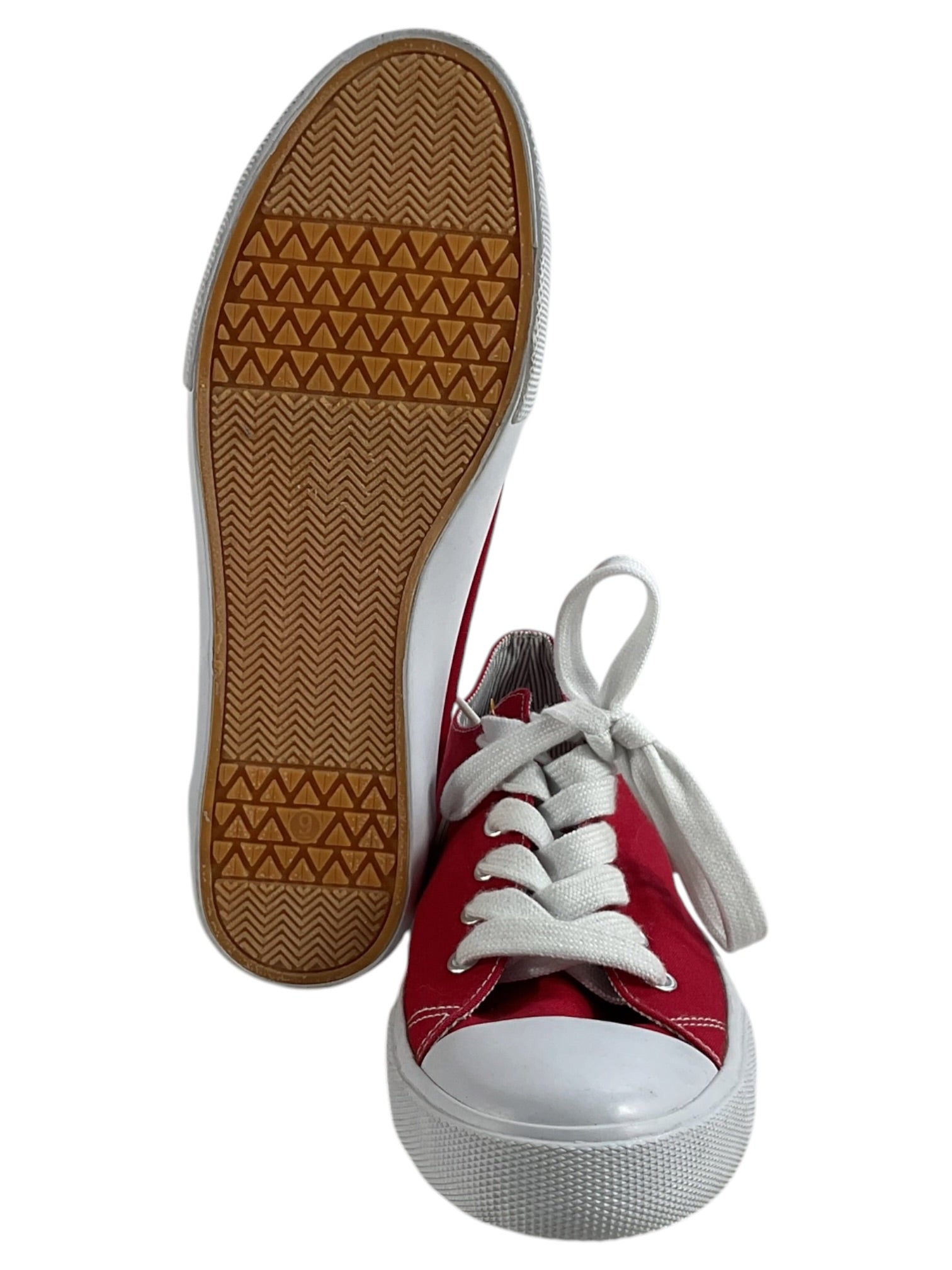 Tenis 9