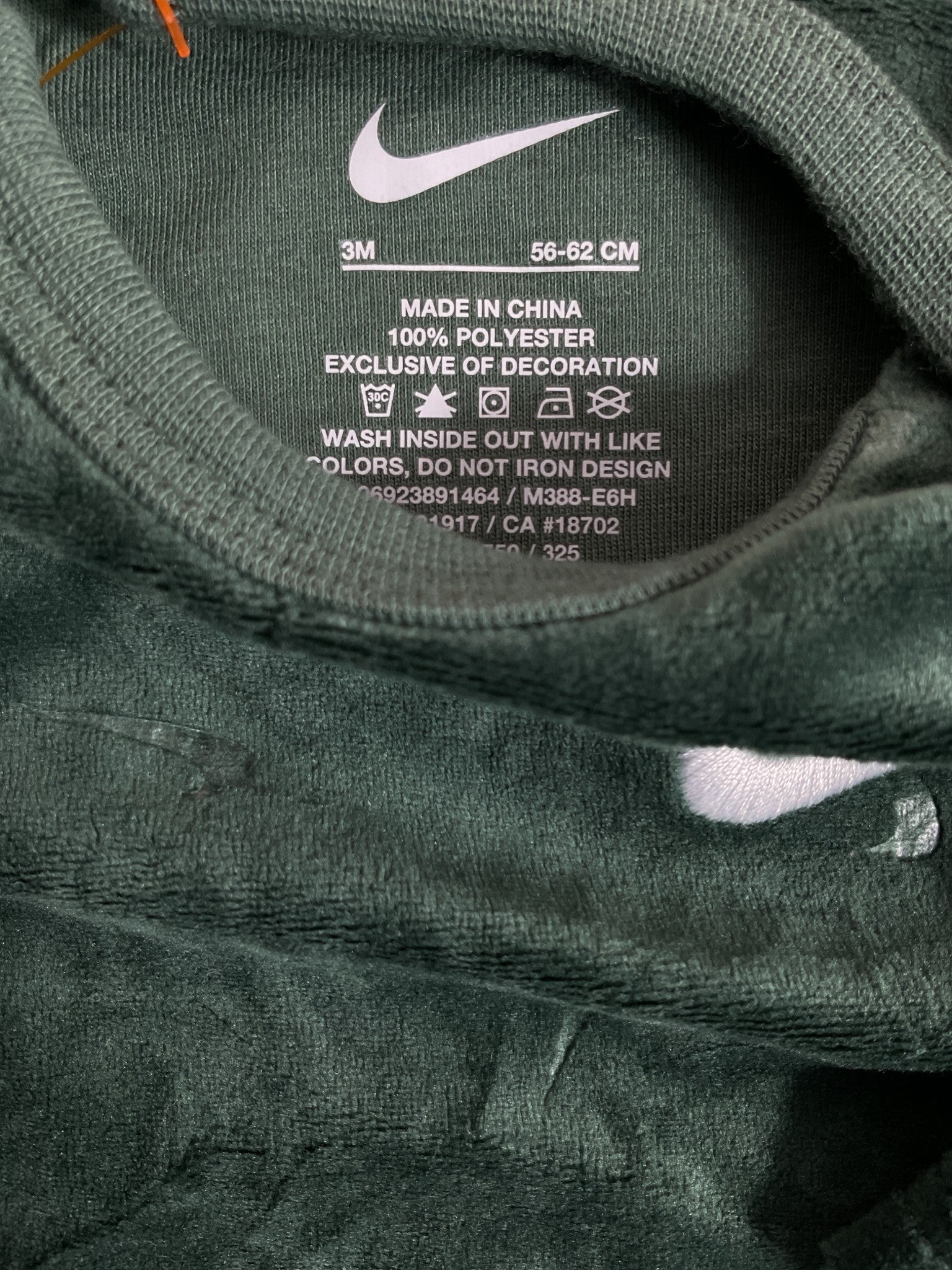 Traje de Bebe 3M (Nike)