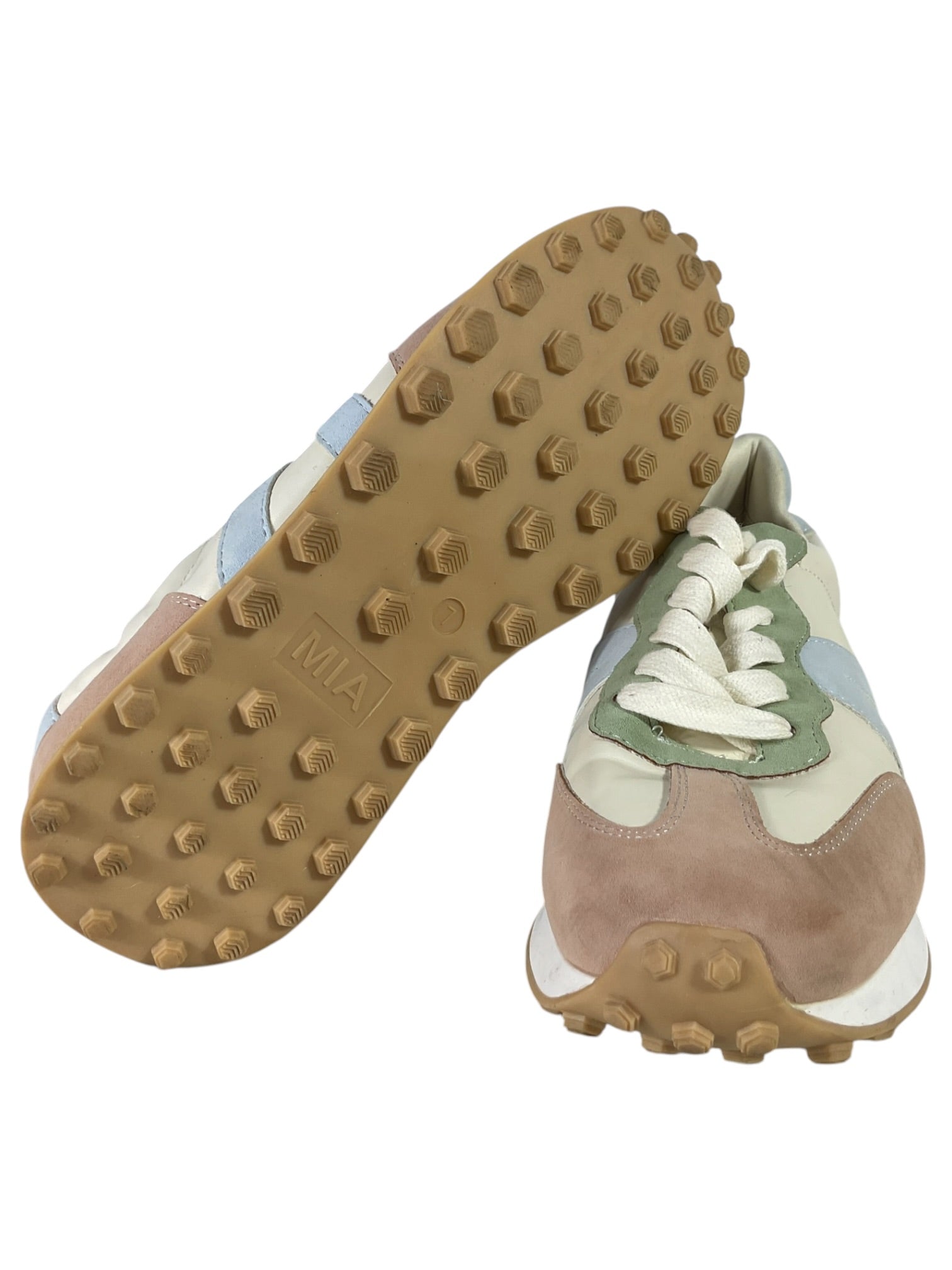 Tenis 7 (MIA)