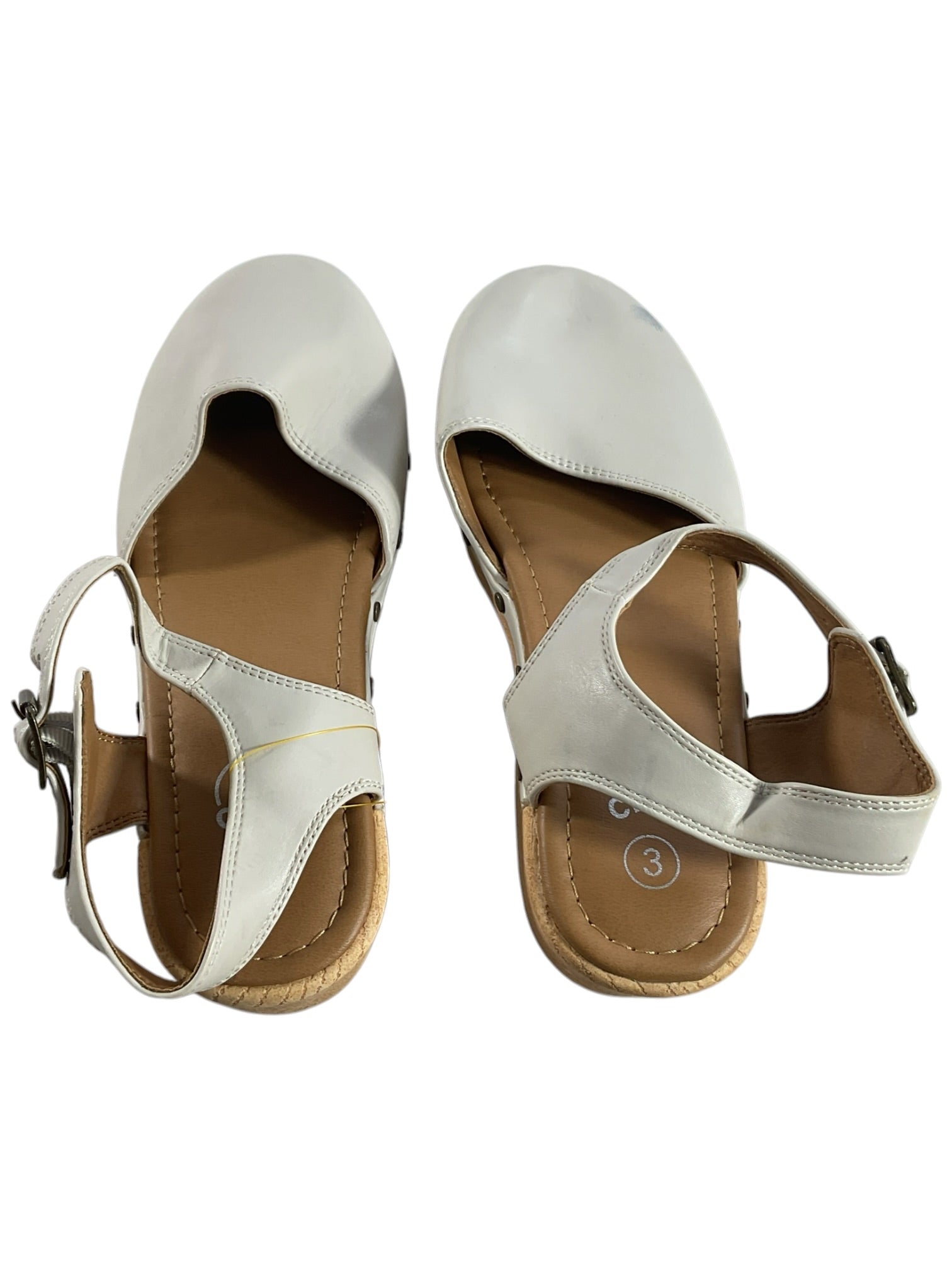 Zapatilla niña  3 (art class)