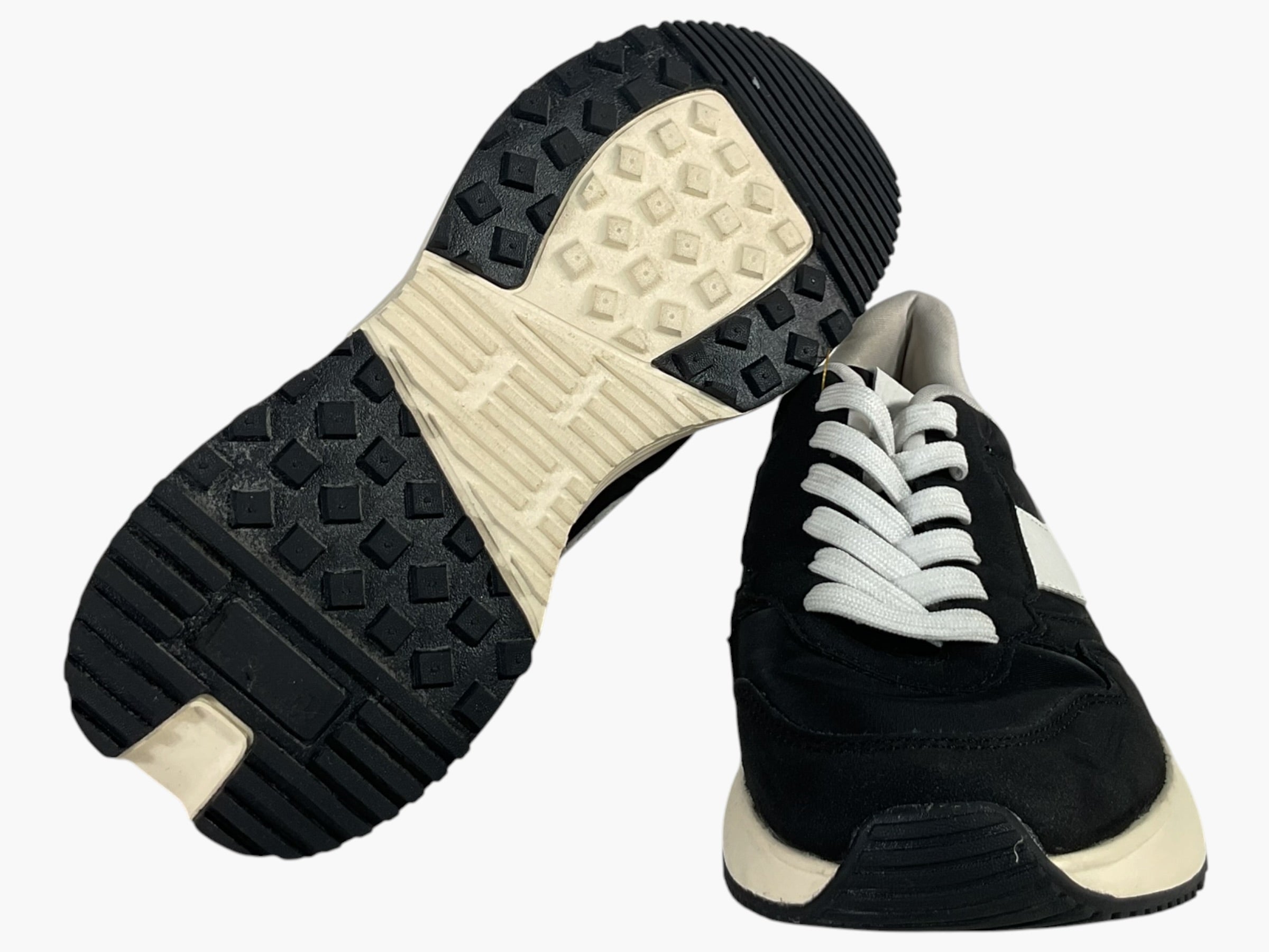 Tenis 7 (Nicole Miller)