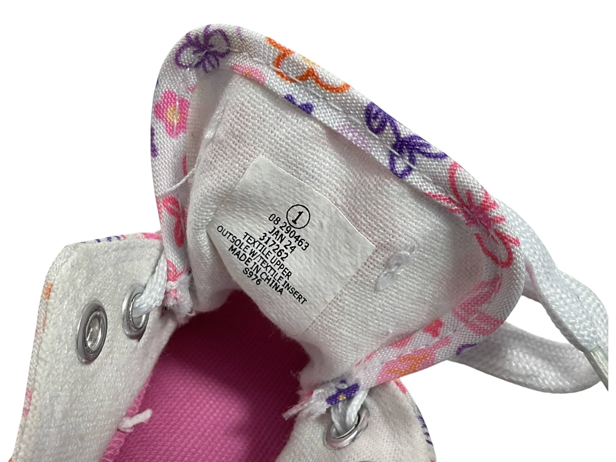 Tenis niña 1 (Cinthia Rowley)