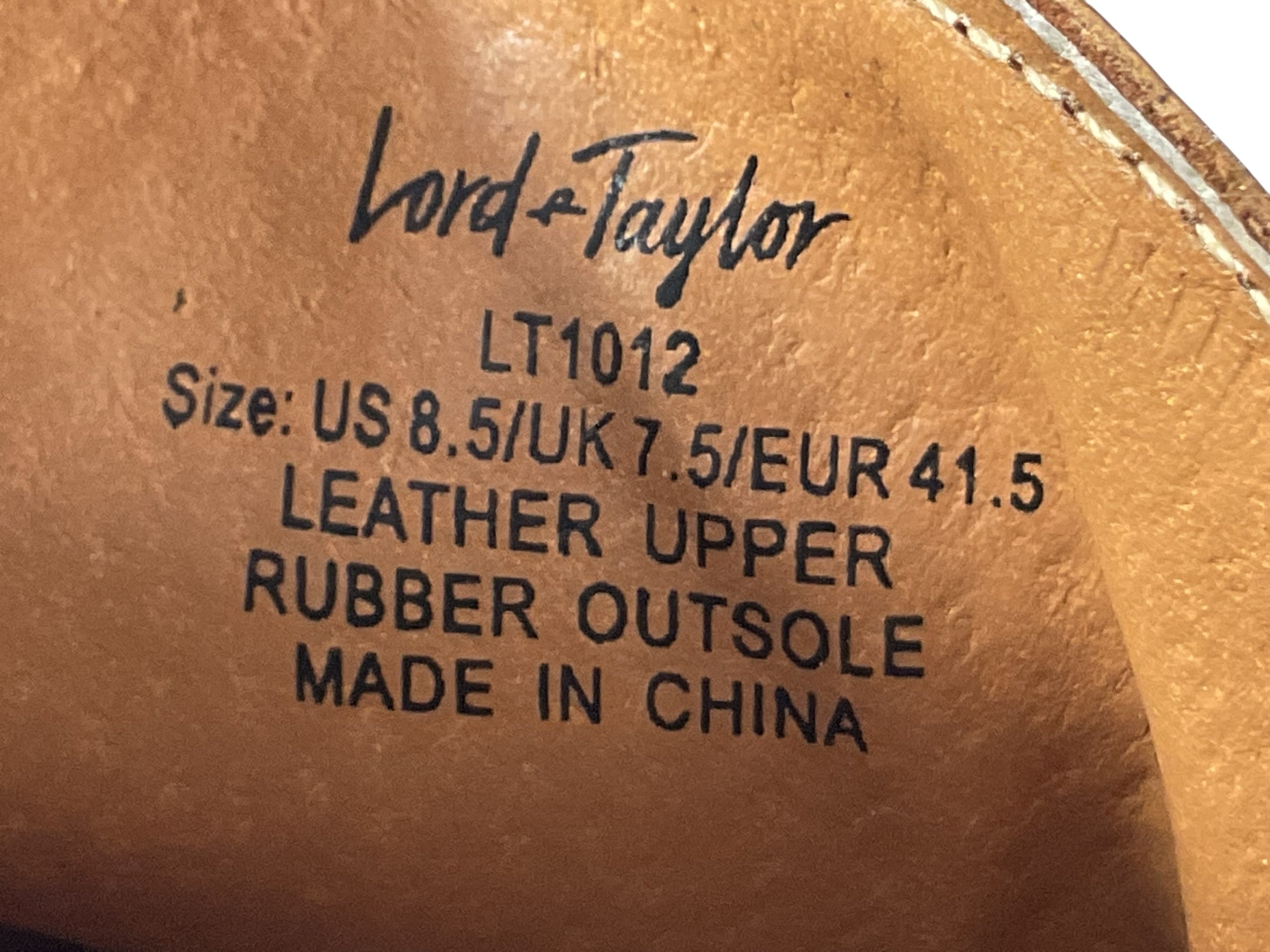 Zapato 8.5 (Lord & Taylor)