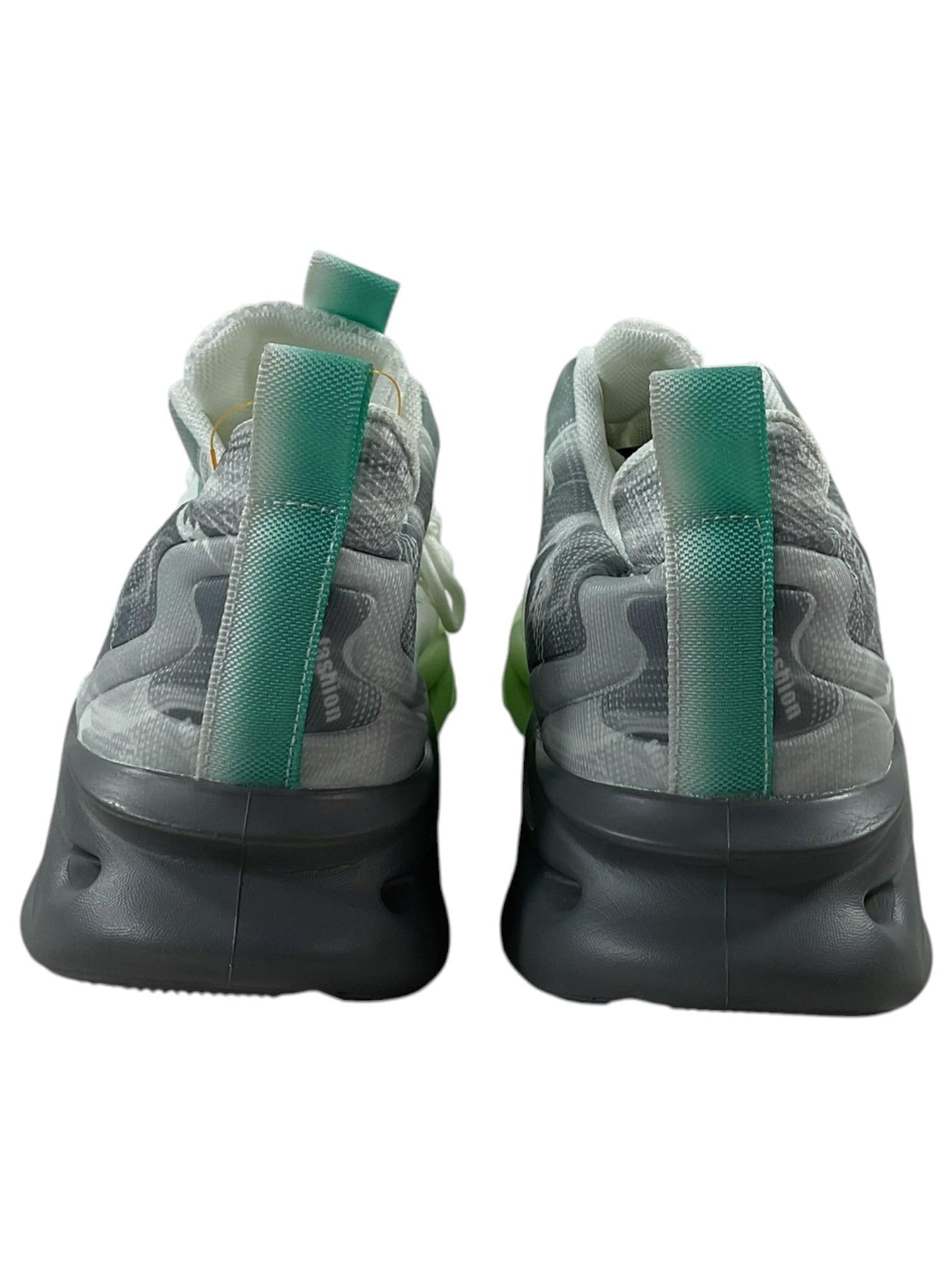 Tenis 8