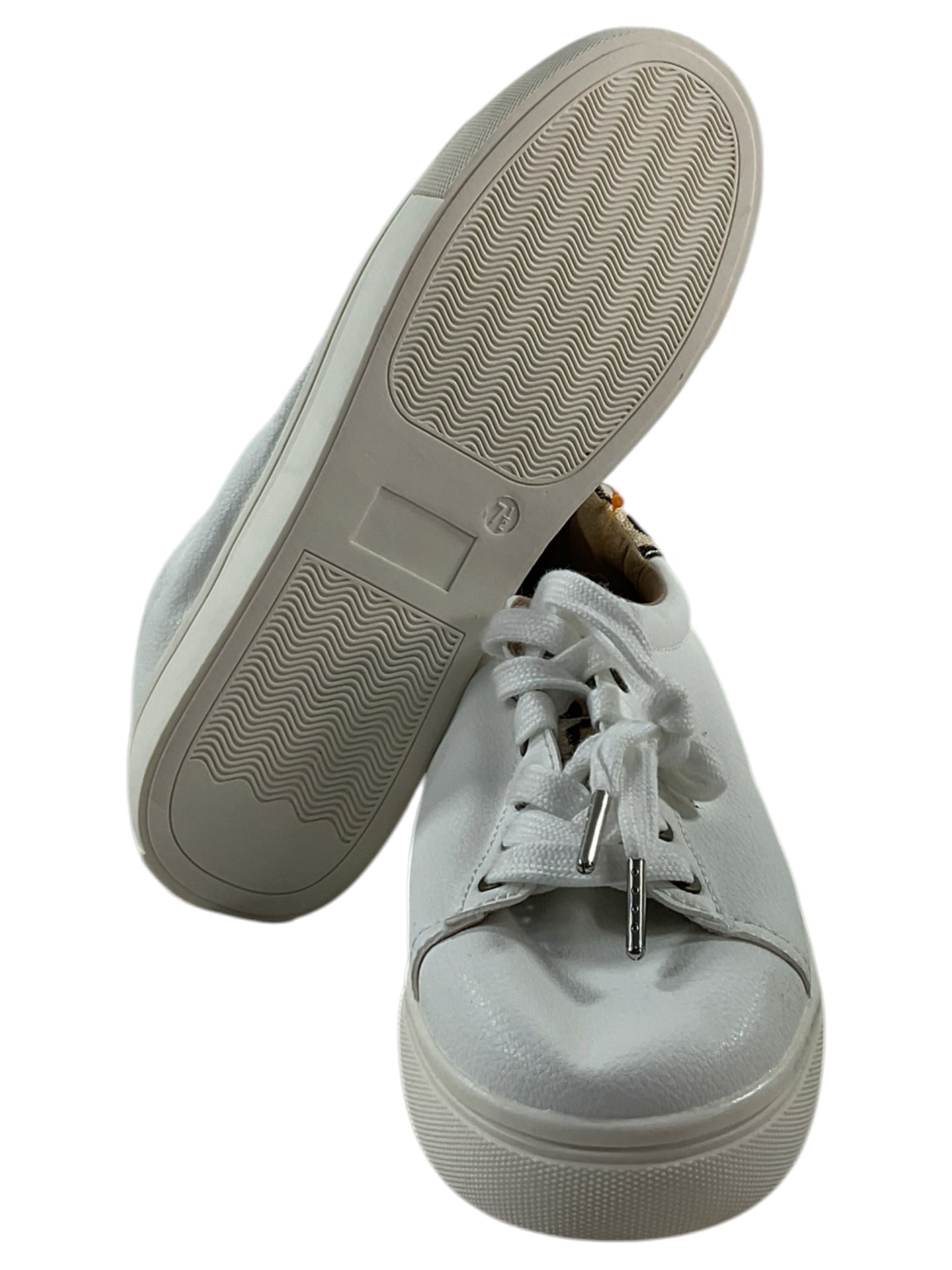 Tenis 7.5