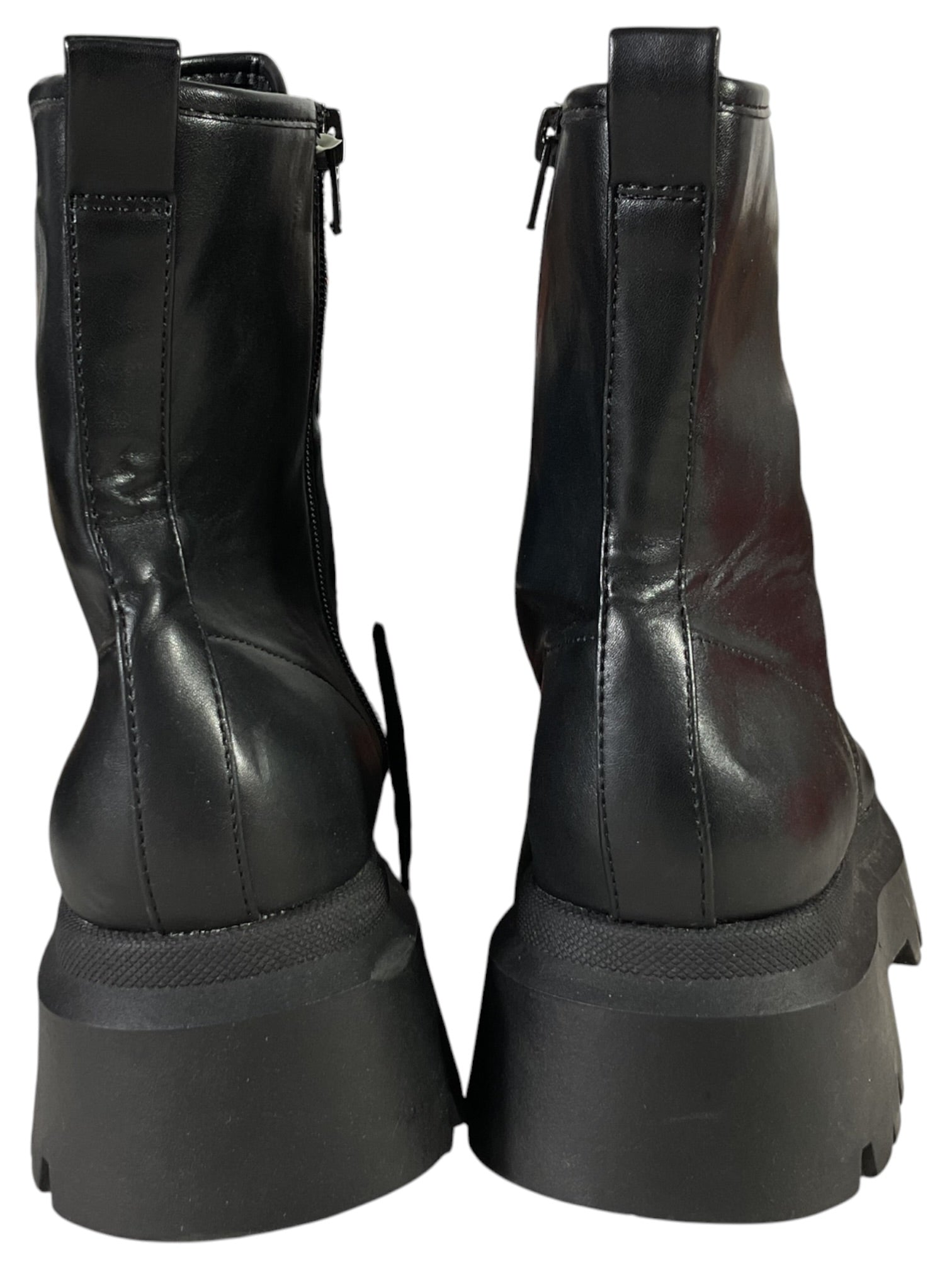 Bota 8 (NO BOUNDARIES)