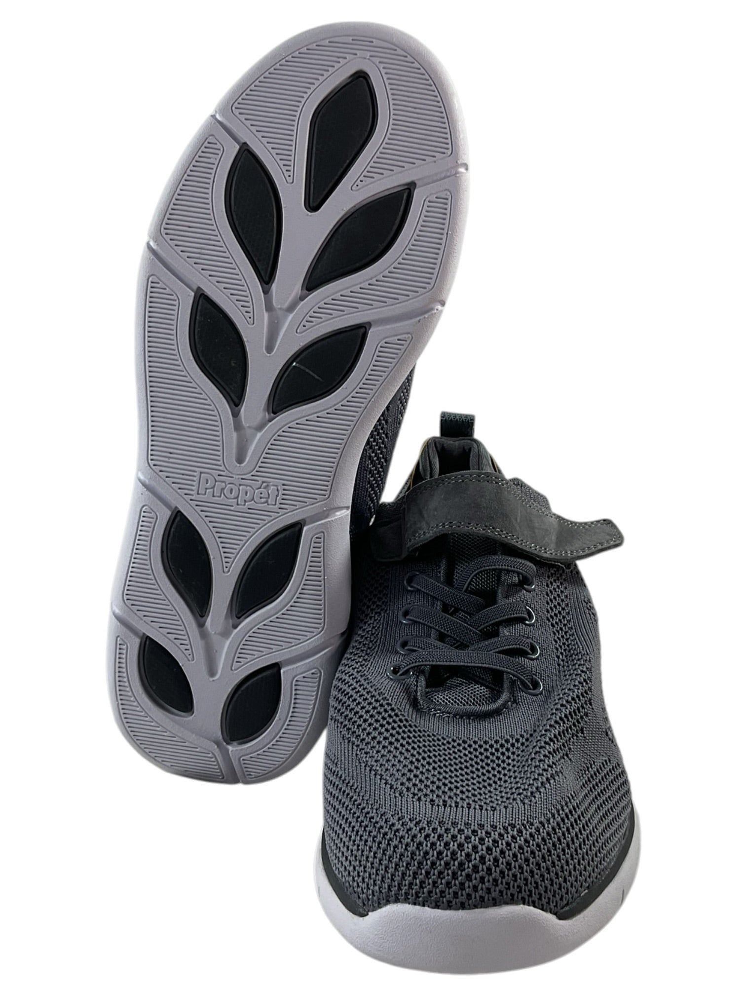 Tenis 8.5