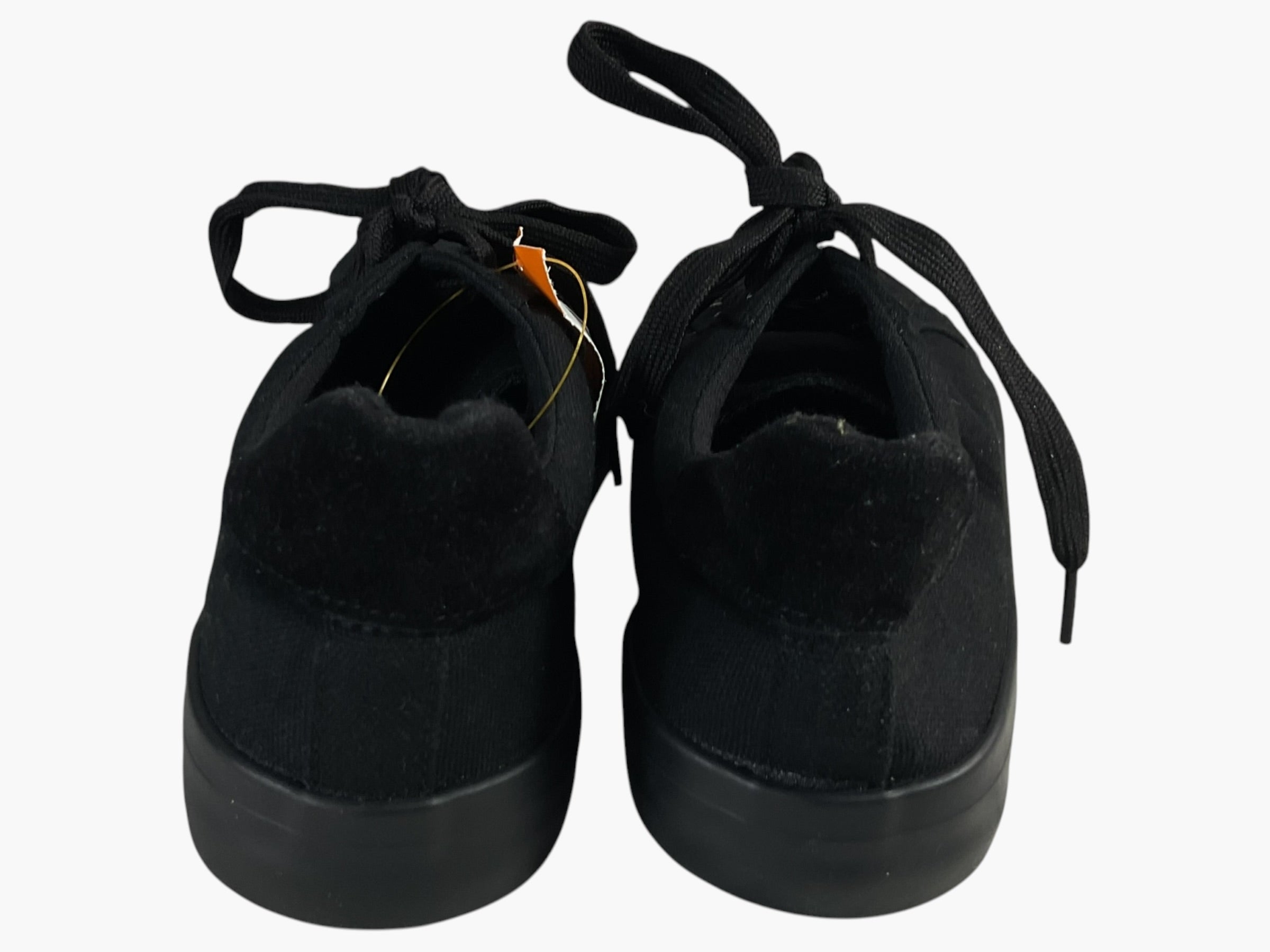 Tenis 8.5