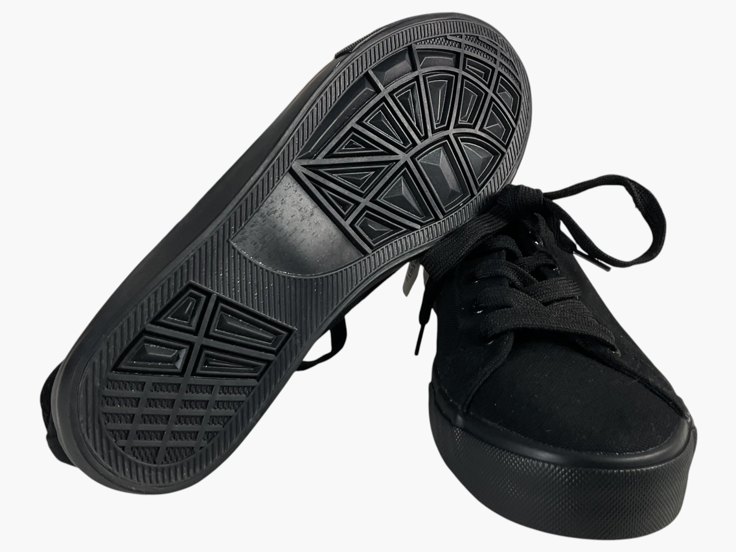 Tenis 8.5