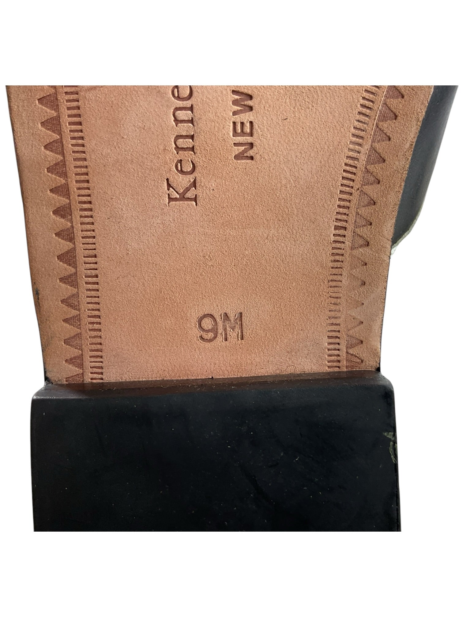 Zapato 9M (Kenneth Cole)