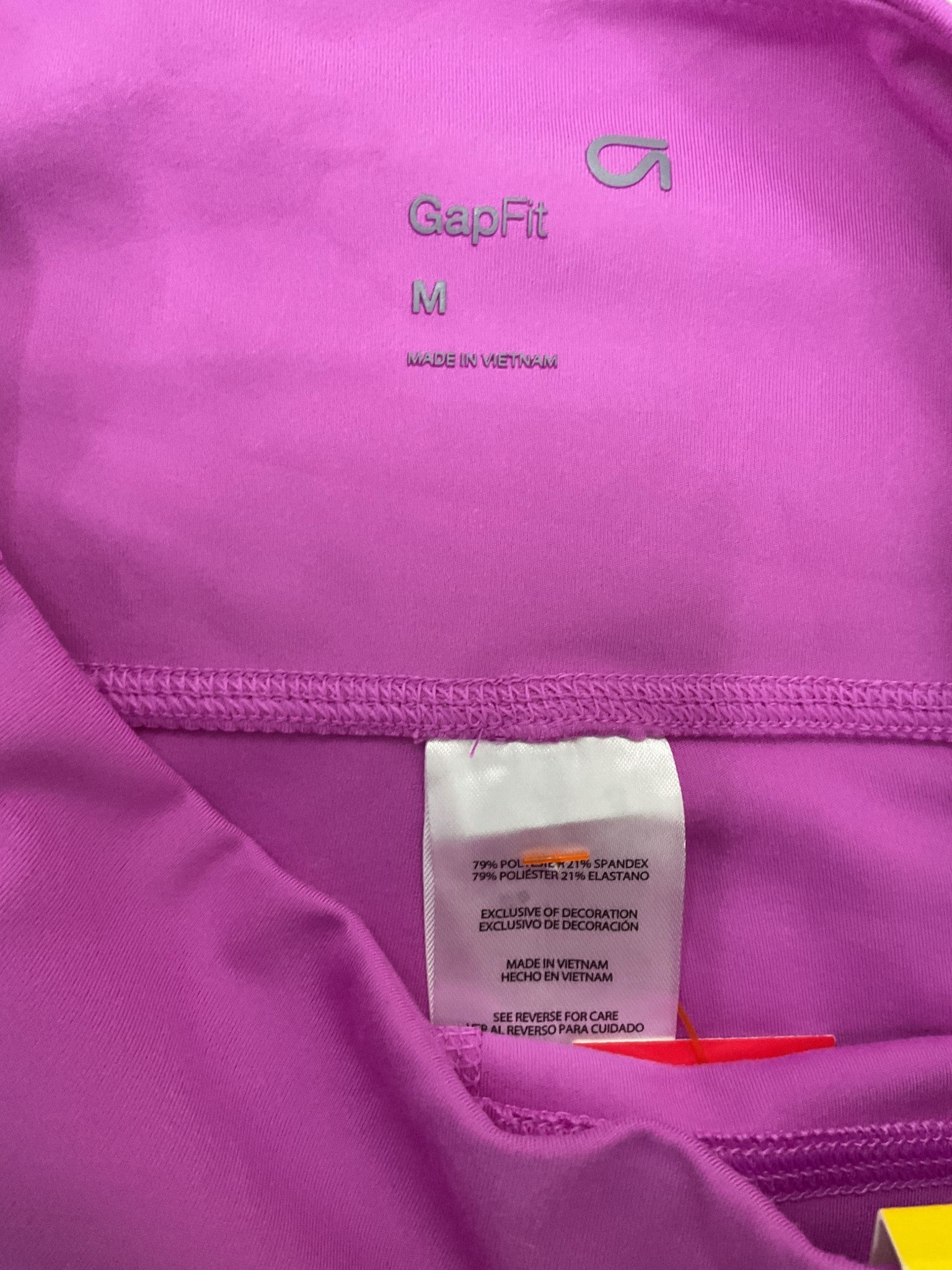 Pans M (Gap)