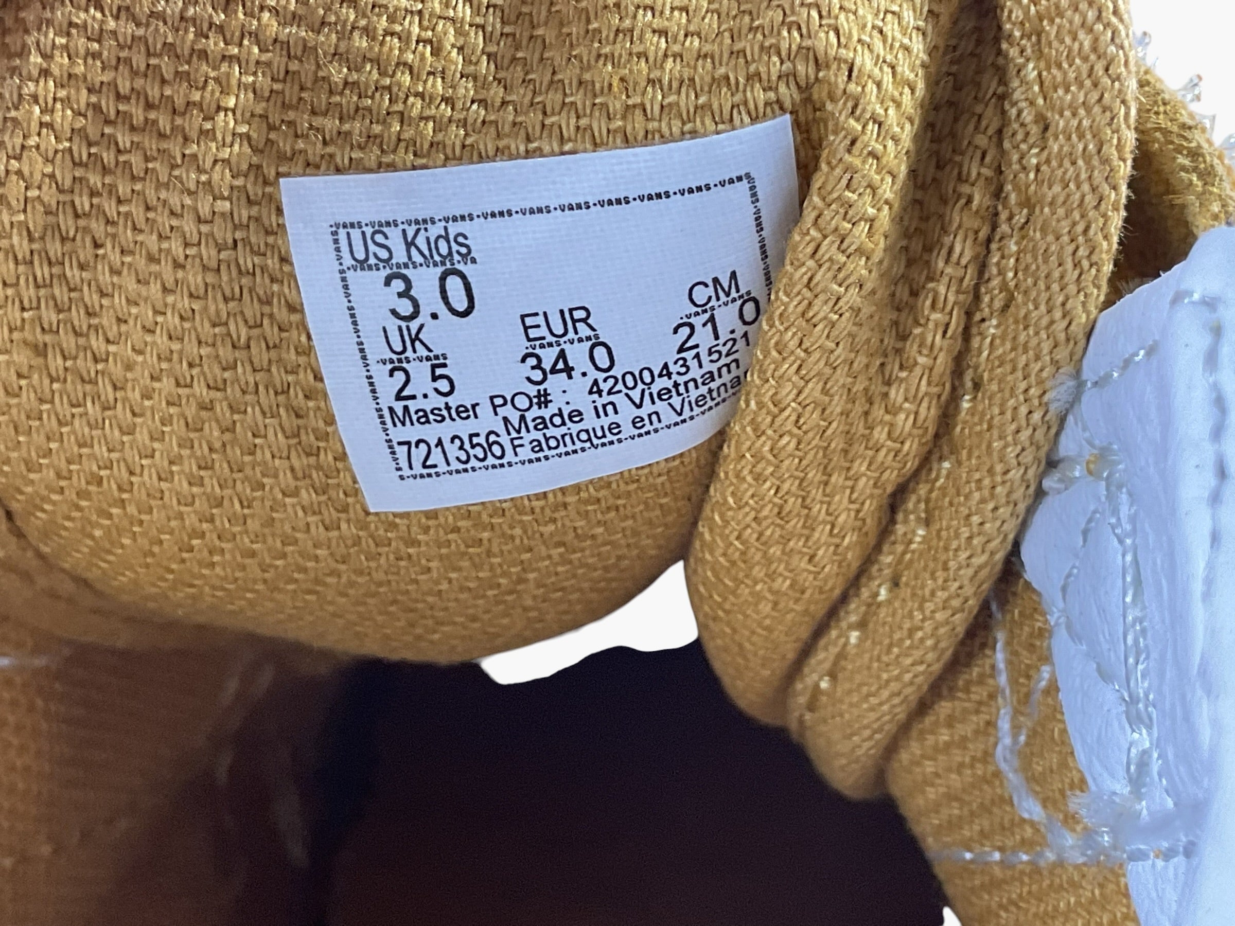Tenis niña 3 (VANS)