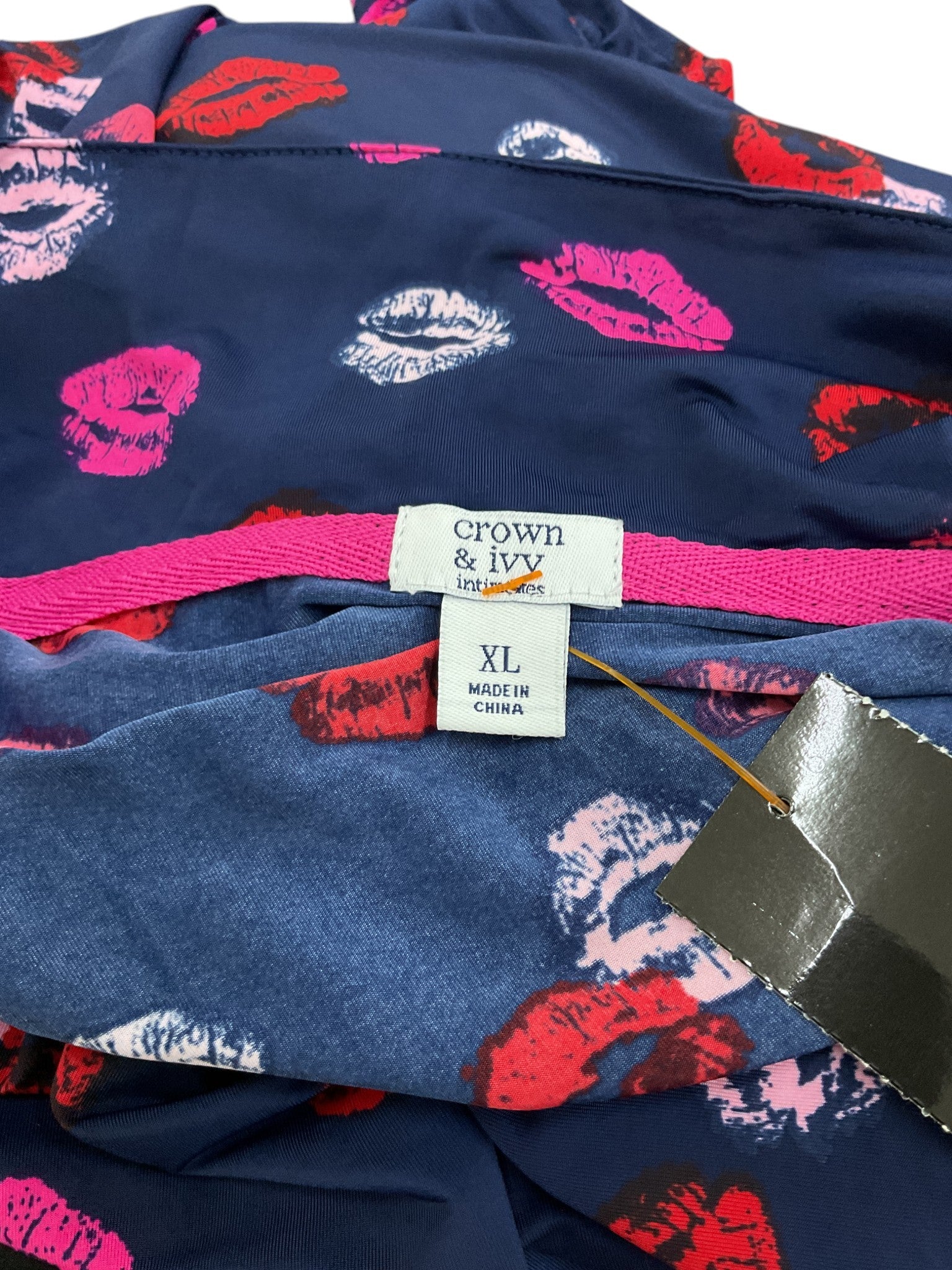 Blusa XL (CROWN & IVY)