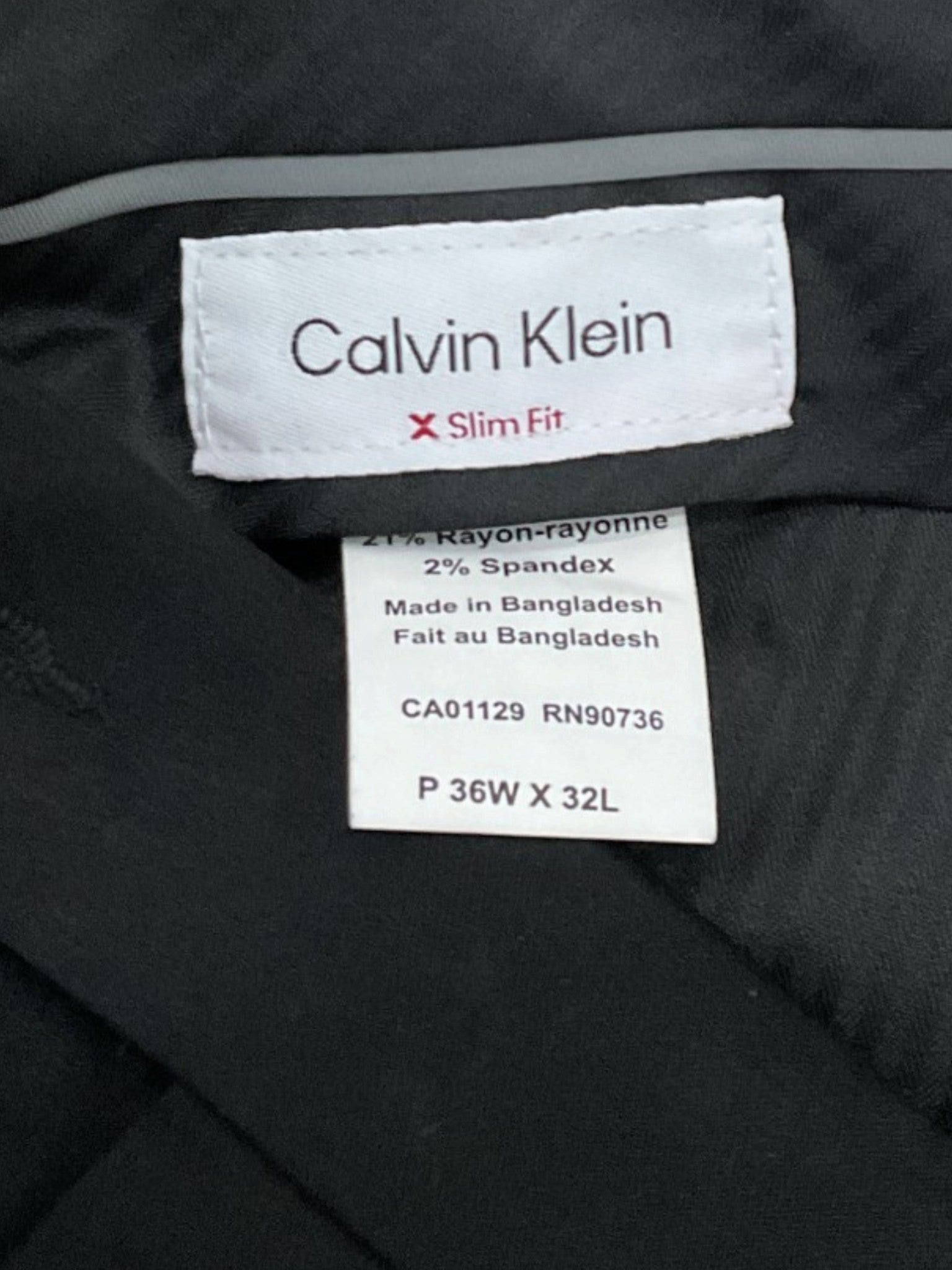 Pantalon 36x32 (Calvin Klein)