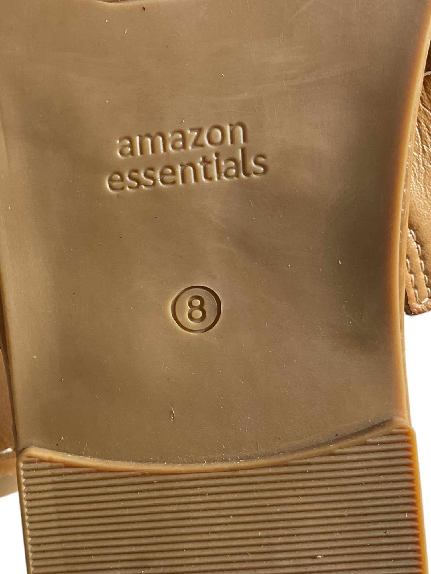 Sandalia 8 (Amazon Essentials)