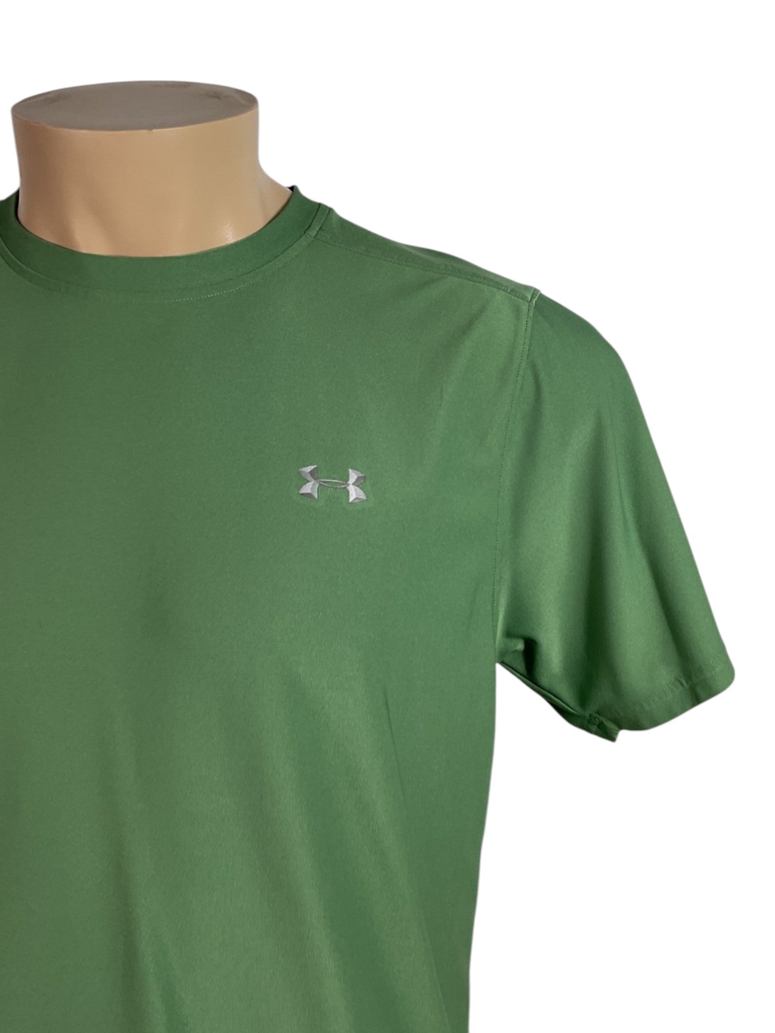 Camisa M (UNDER ARMOUR)