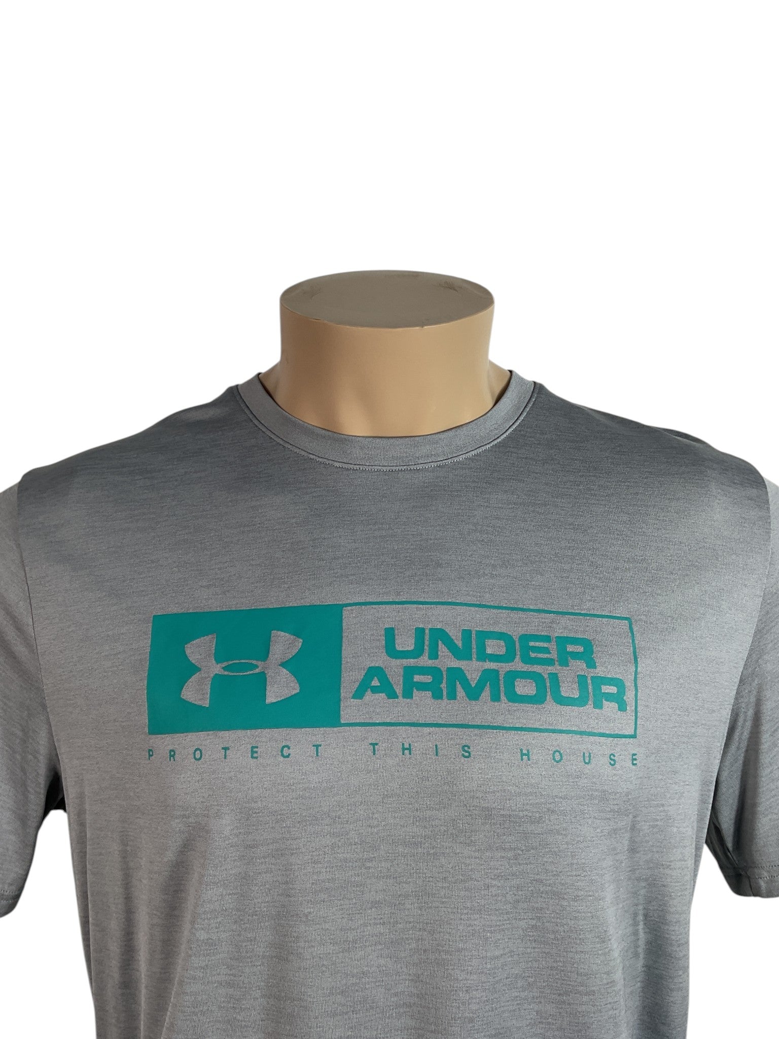 Camisa M (UNDER ARMOUR)