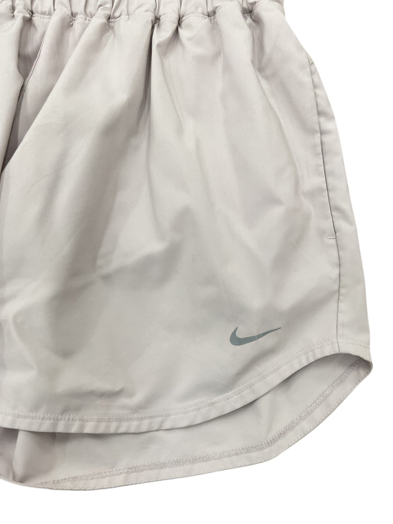 Short L (Nike)
