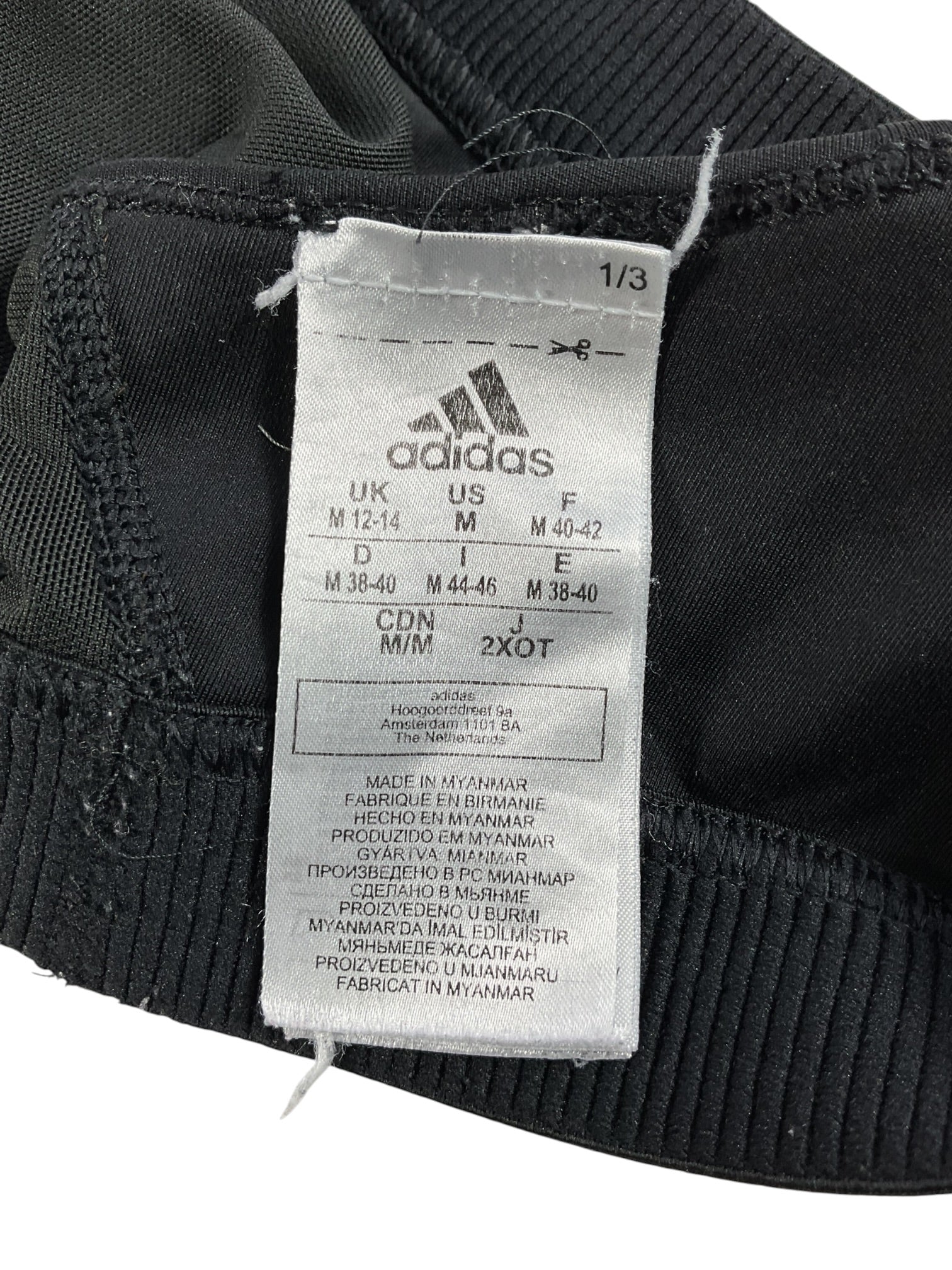 Top deportivo (Adidas)