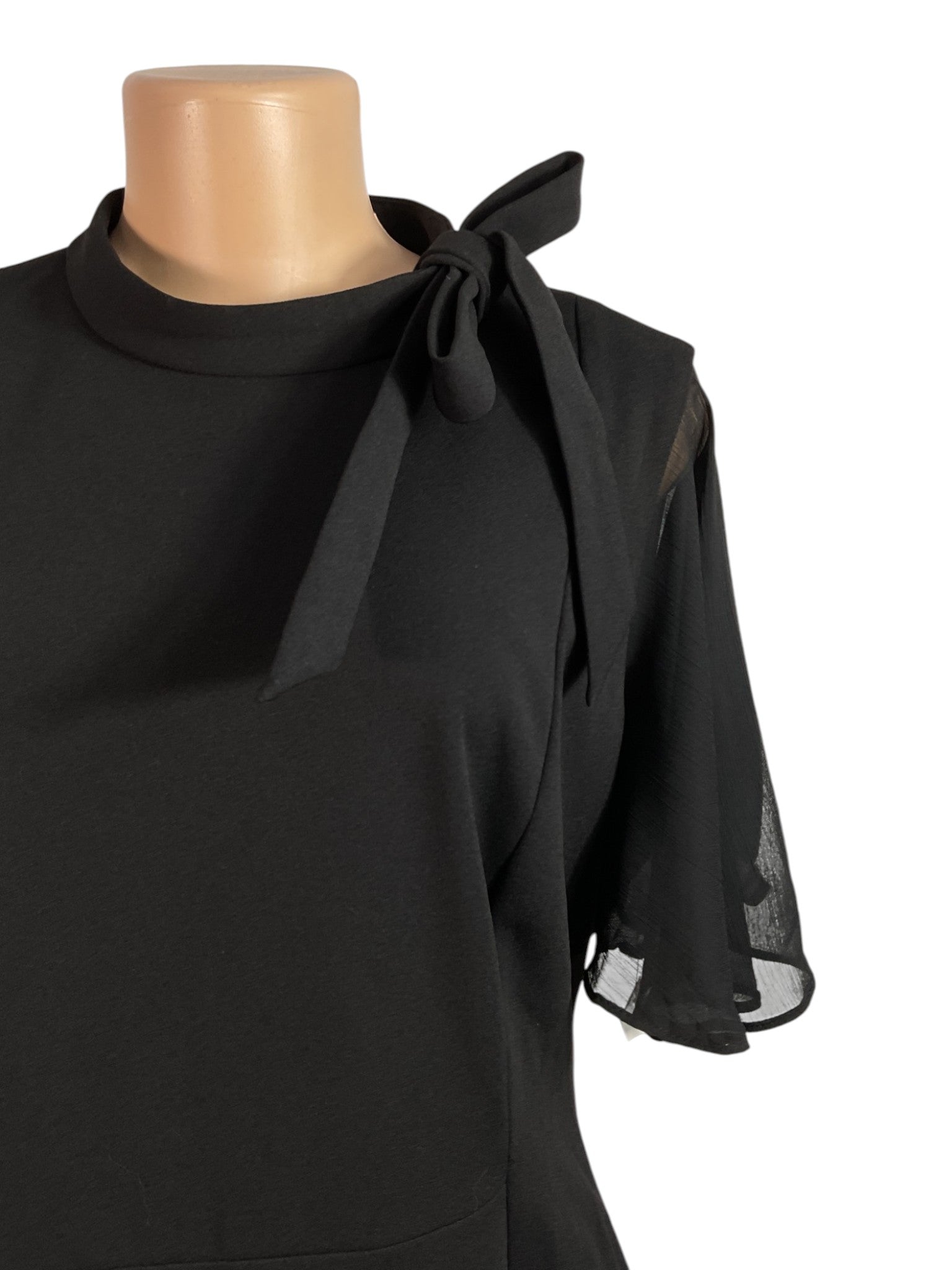Vestido 16 (Calvin Klein)