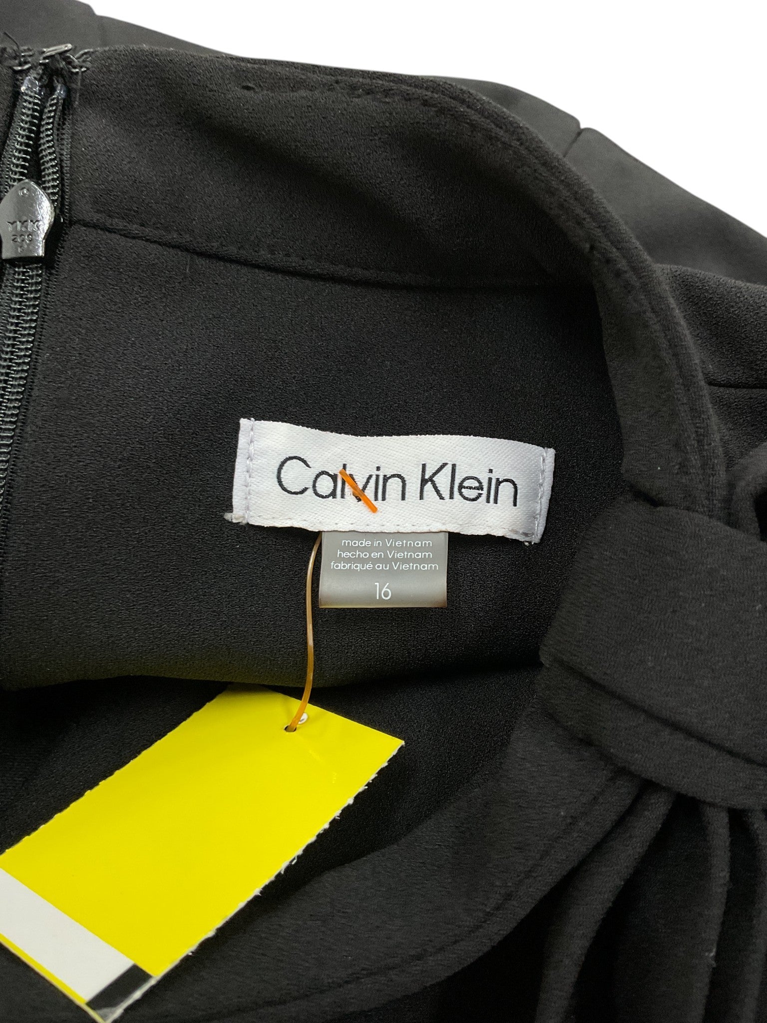 Vestido 16 (Calvin Klein)