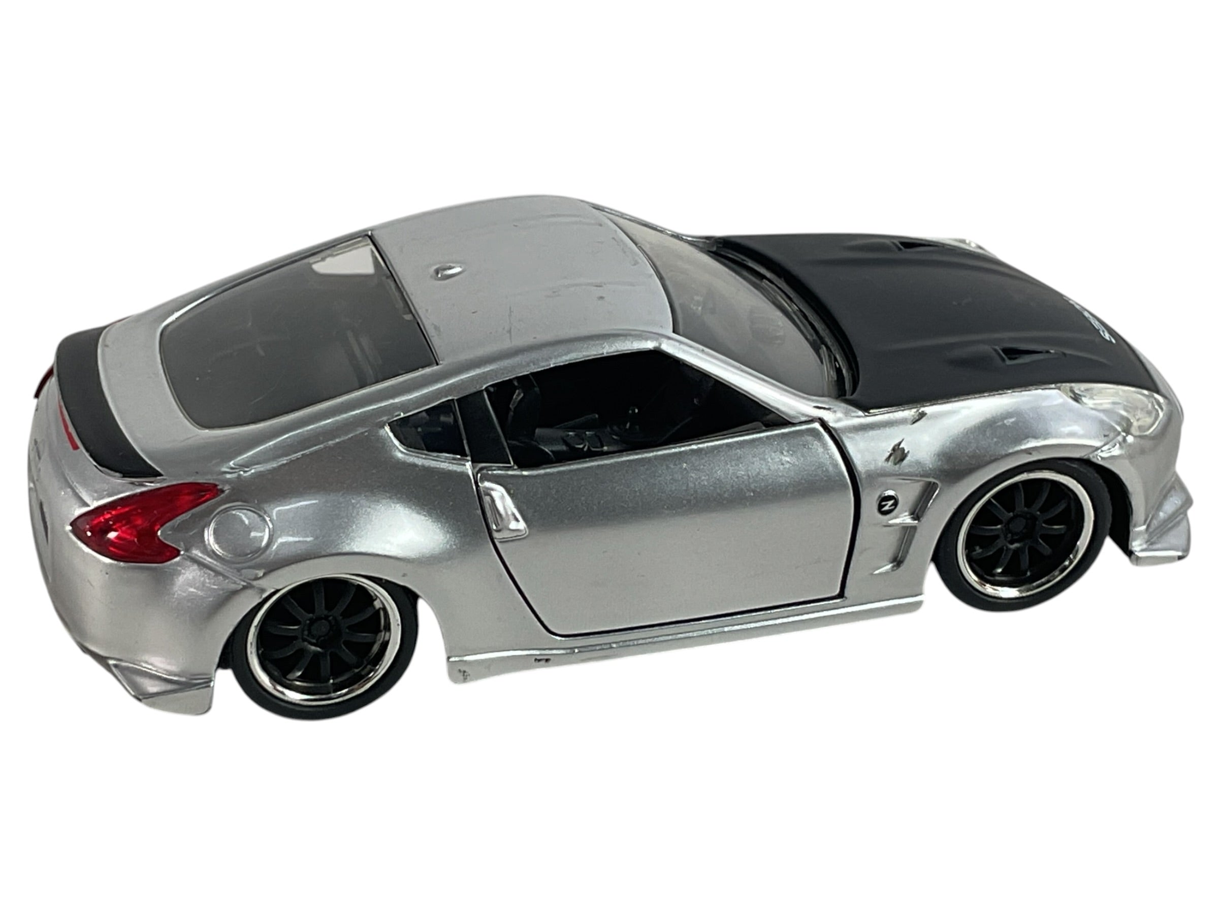 Auto deportivo Nissan 370Z (SEIBON)
