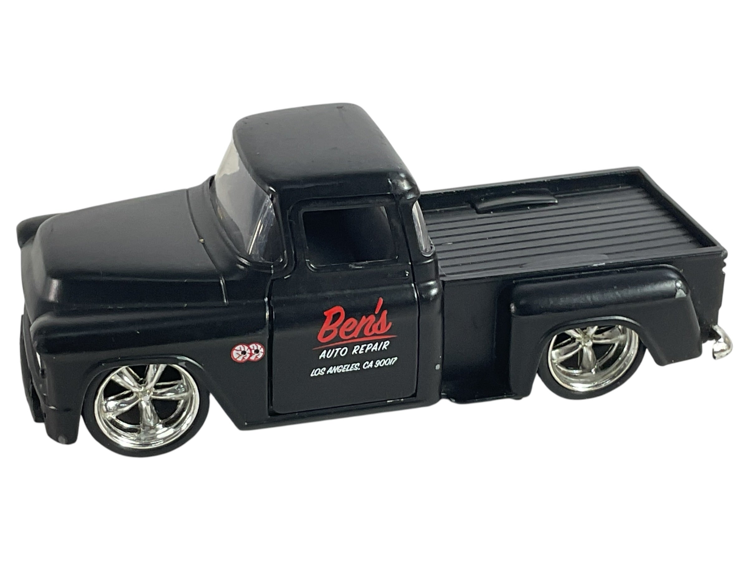Camioneta pickup de juguete BENOS negra vista frontal
