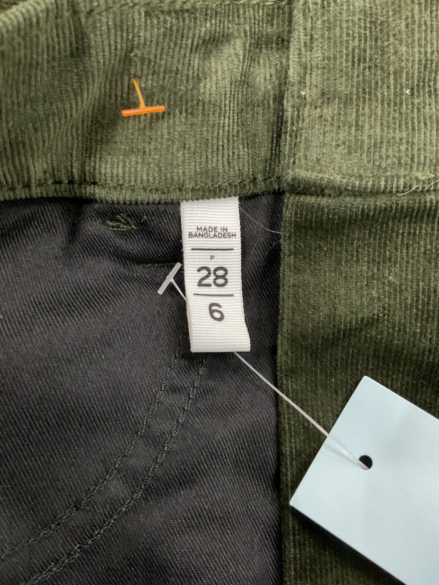 Pantalón 28 (LOFT)