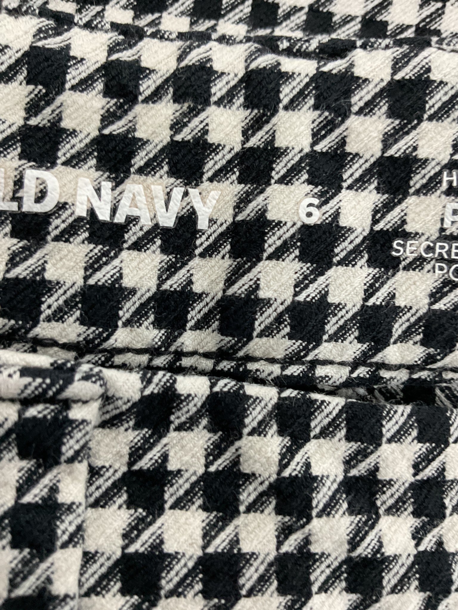 Pantalón 6 (Old Navy)