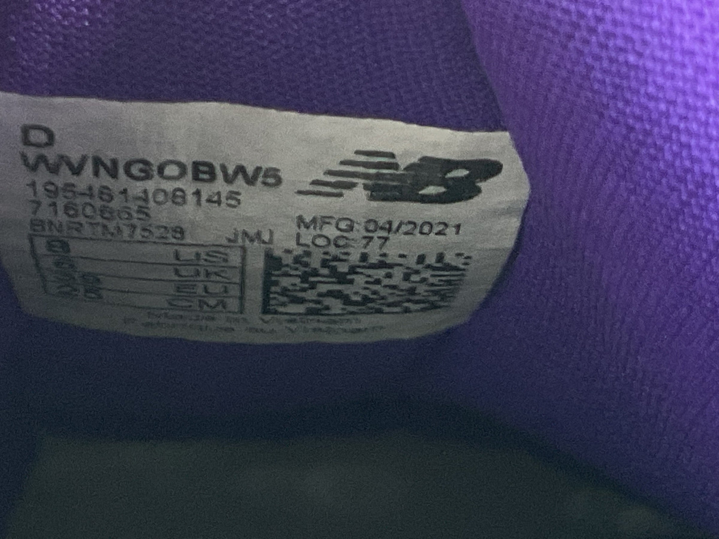 Tenis 8  (New Balance)