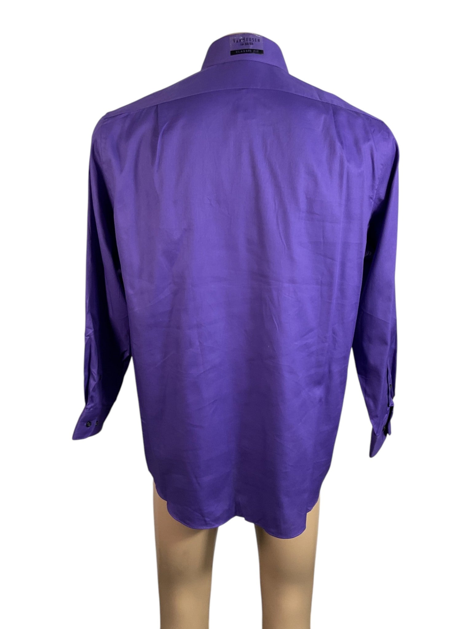Camisa 16 (Van Heusen)