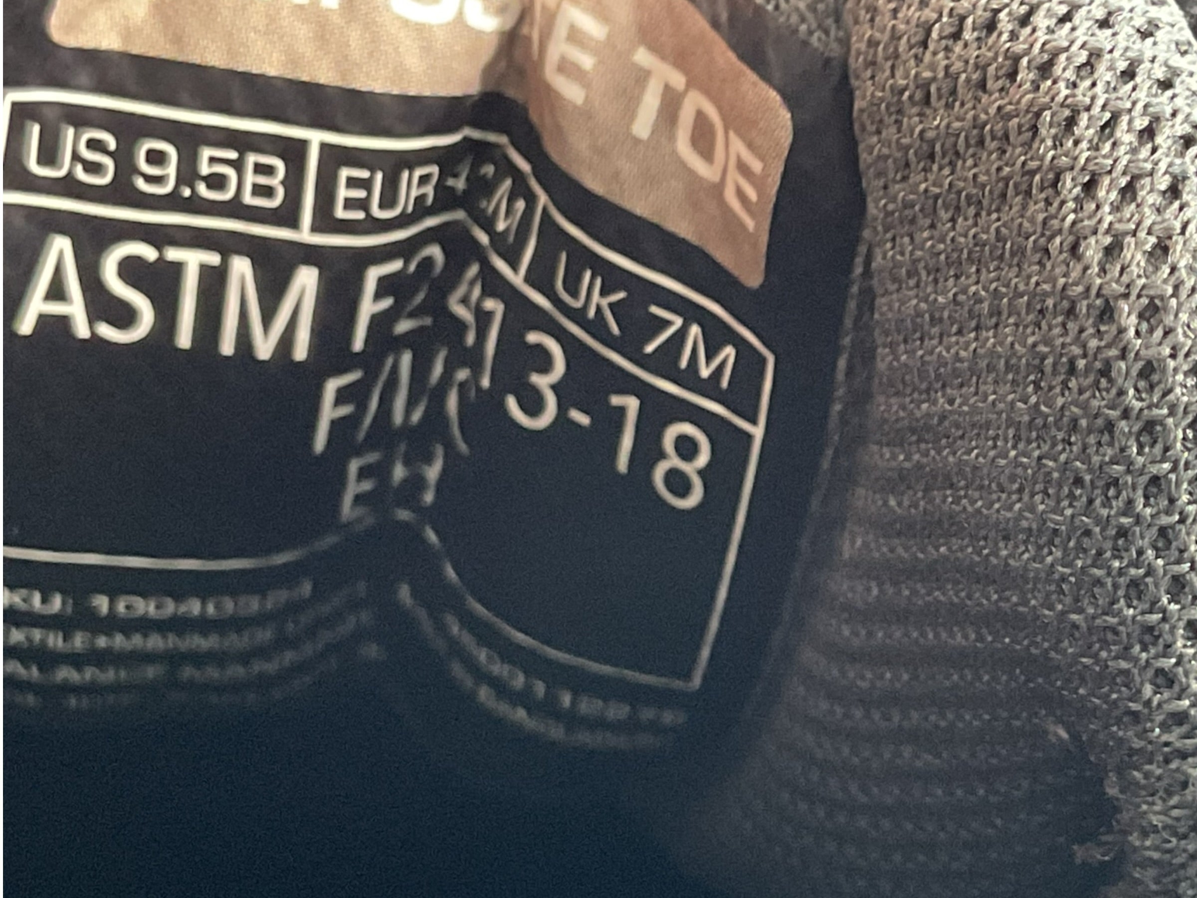 Tenis 9.5 (ARIAT)