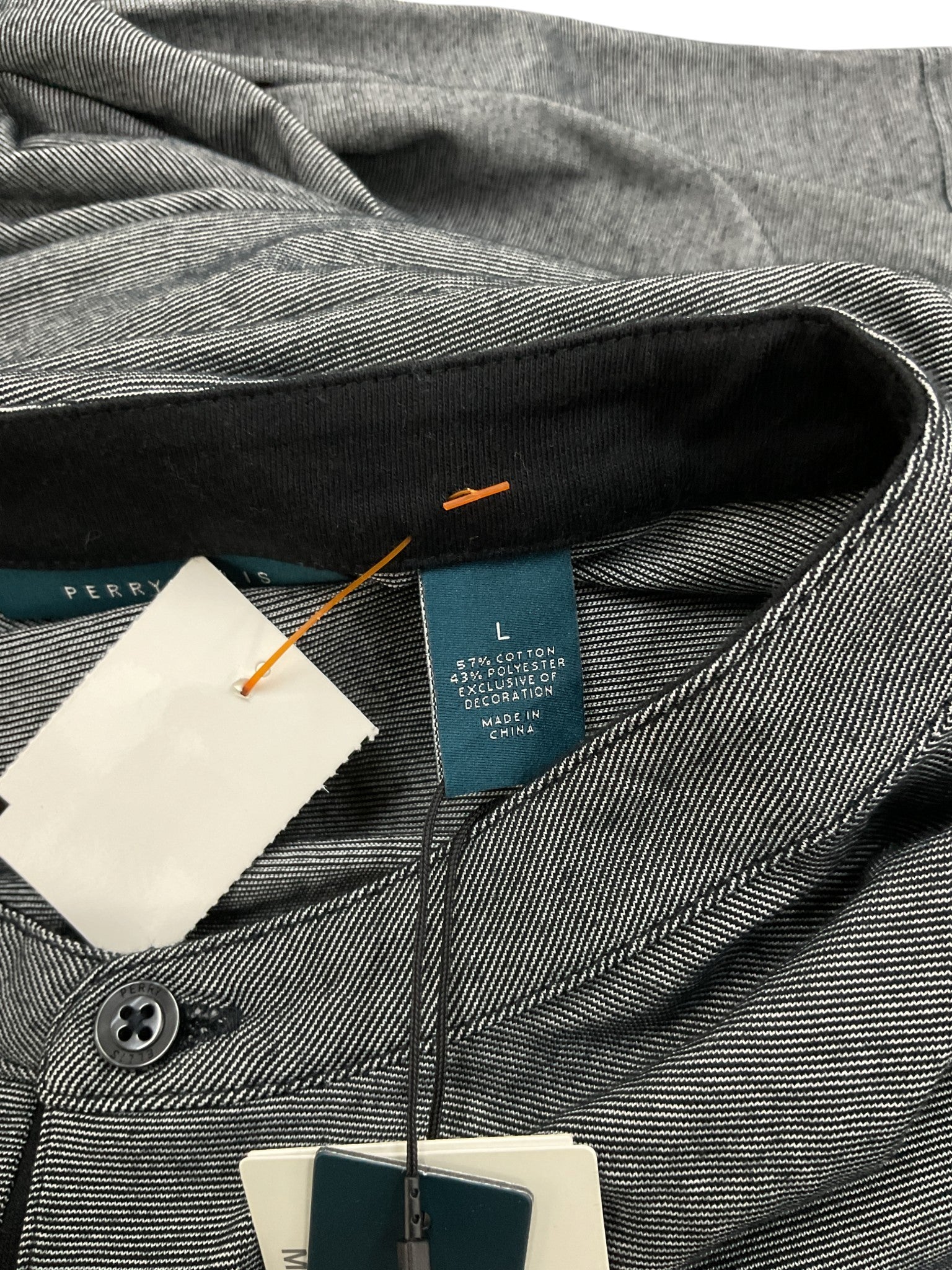 Sueter L (Perry Ellis)