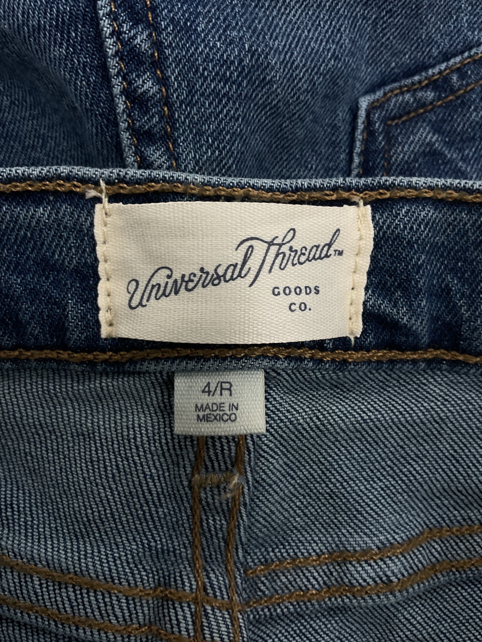 Jean 4 (Universal Thread)