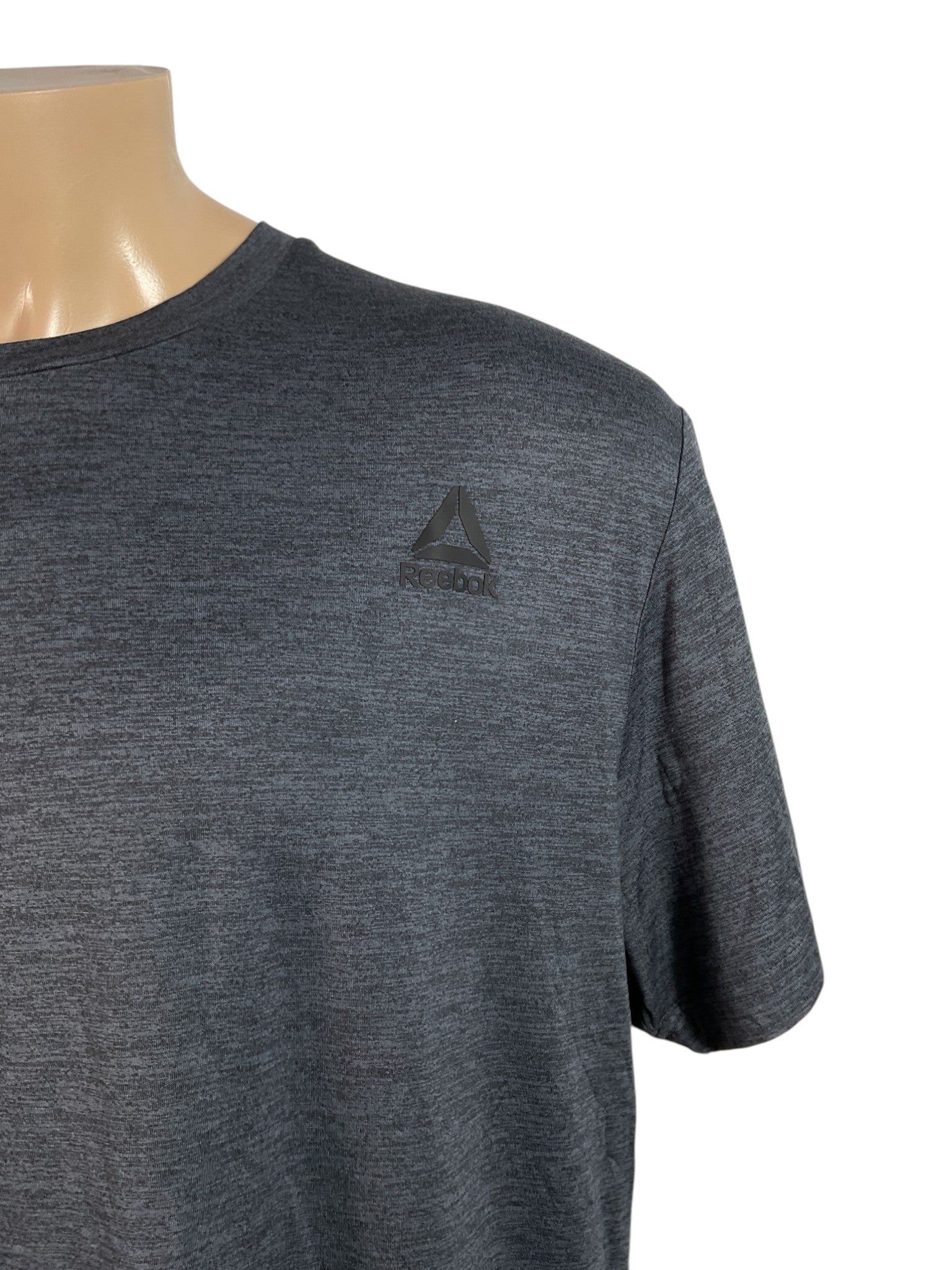 Camisa XL (Reebok)