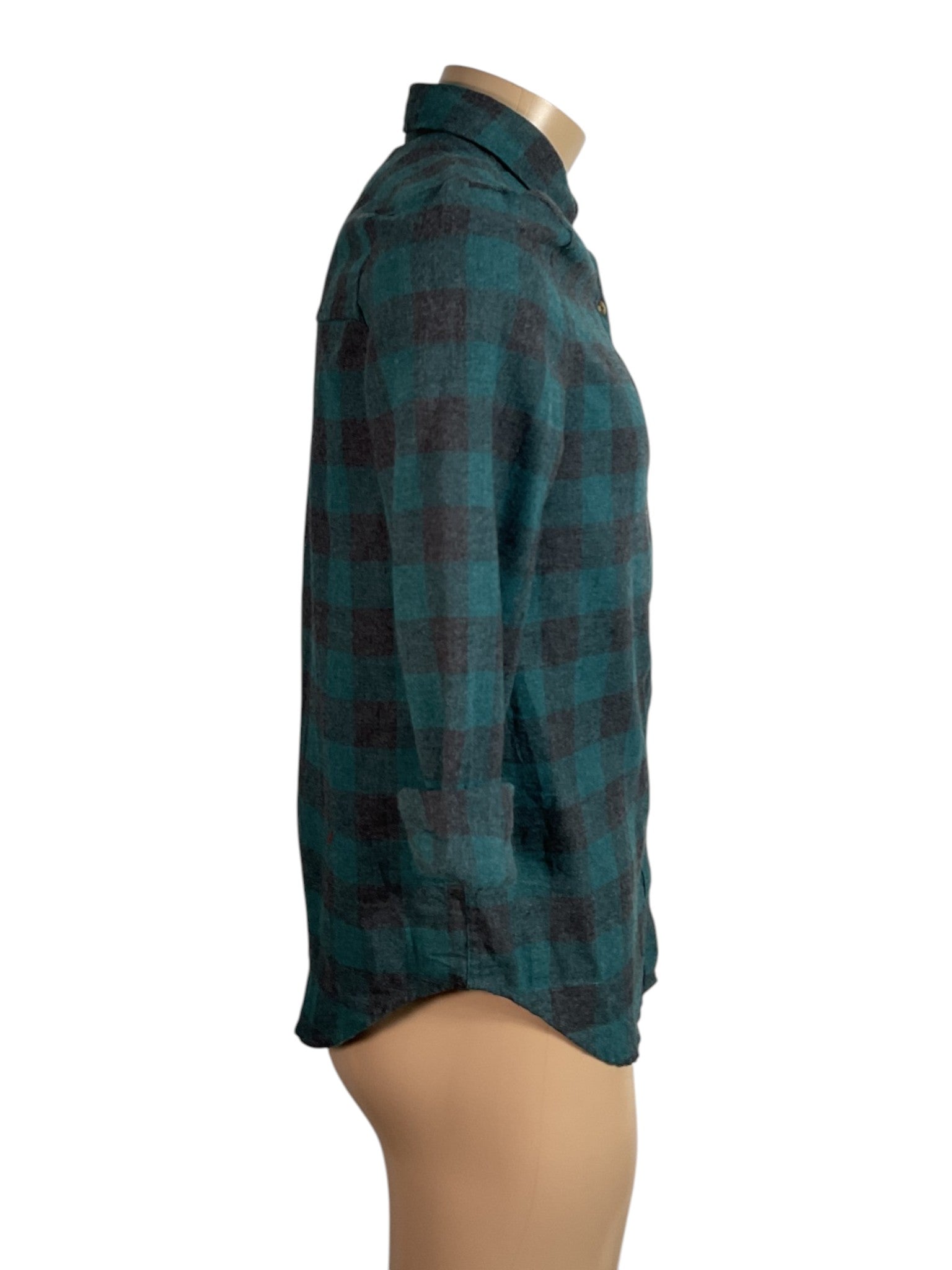 Camisa M (Aeropostale)