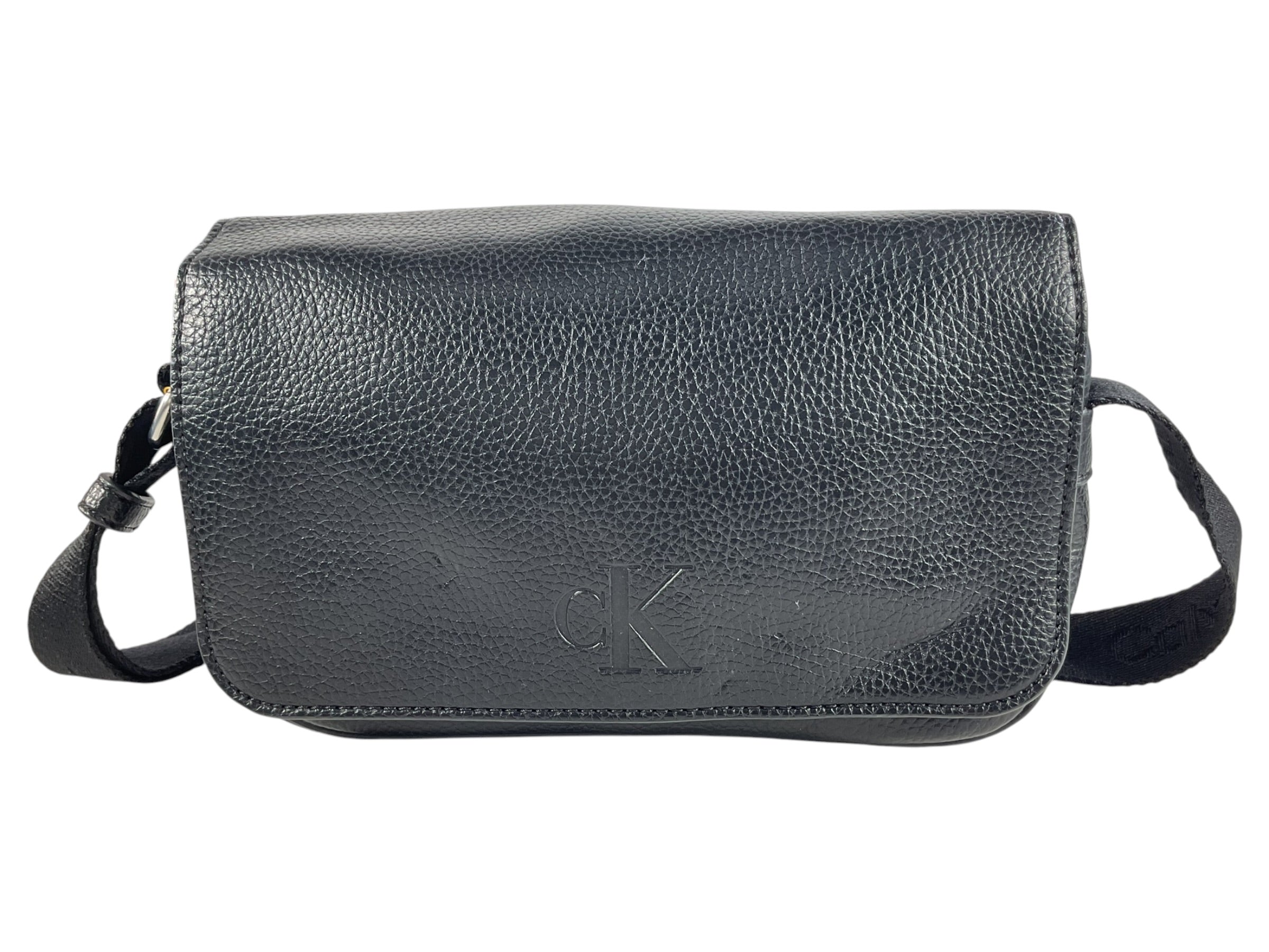 Cartera (Calvin Klein)