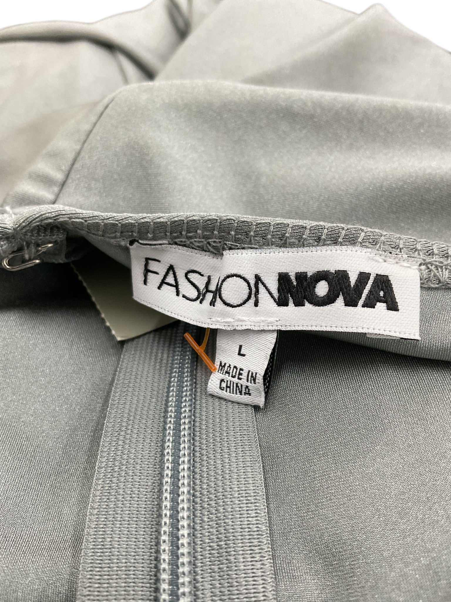 Vestido L (FASHIONNOVA)